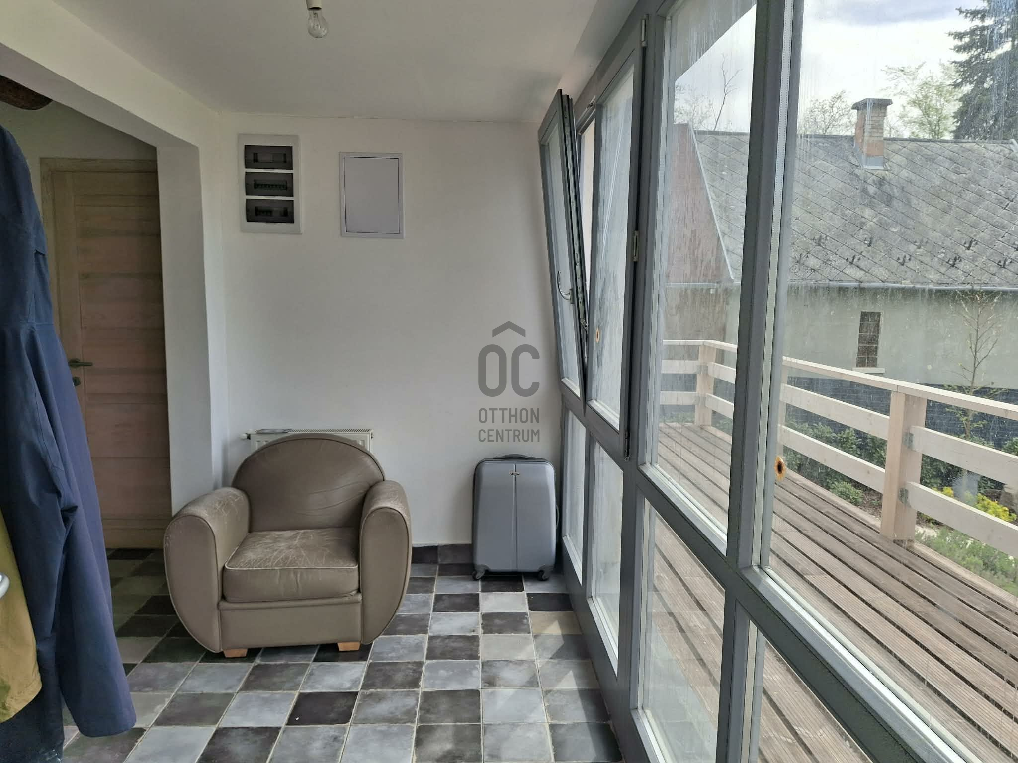 Gallery zoom image