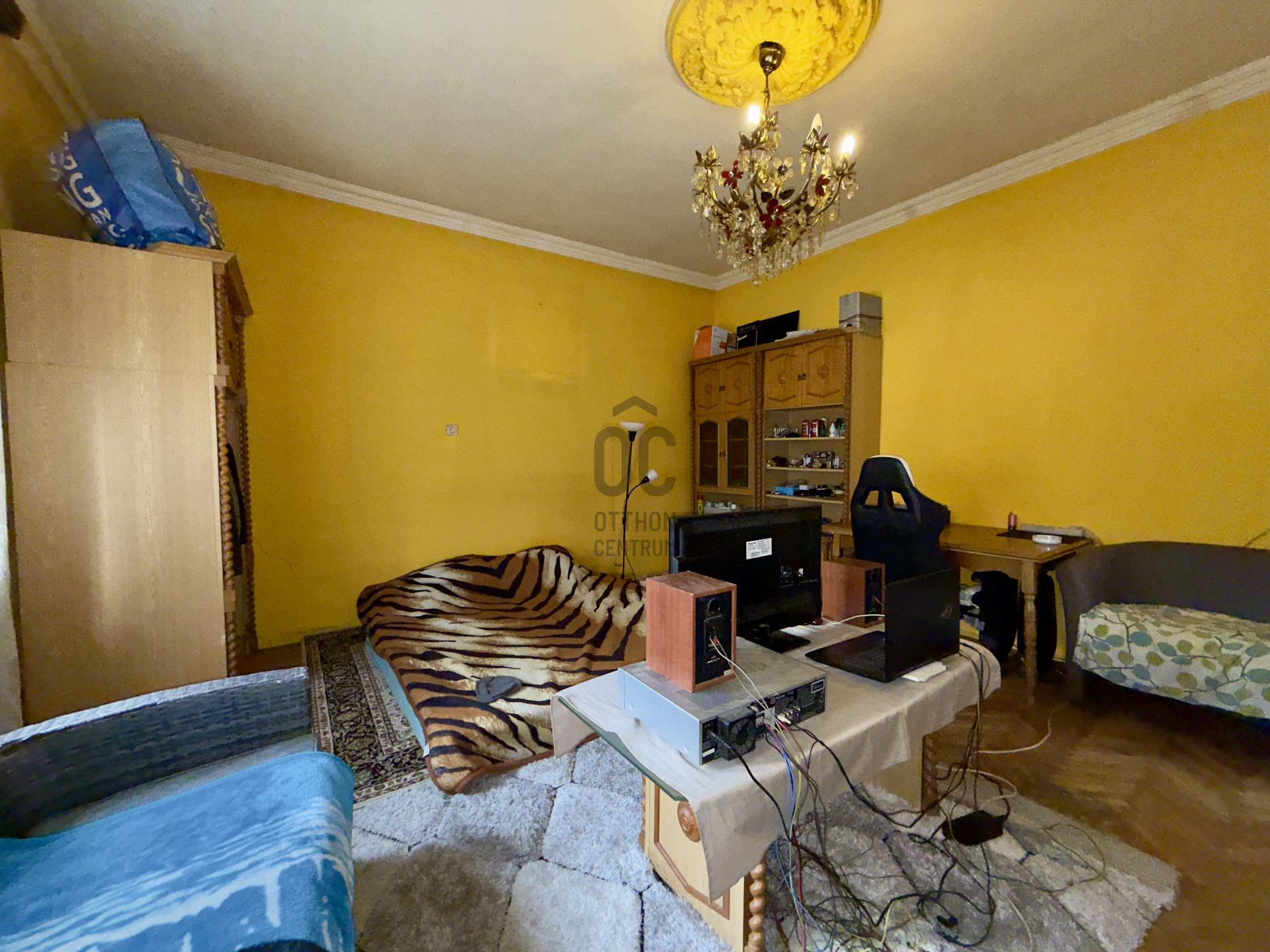 Gallery zoom image