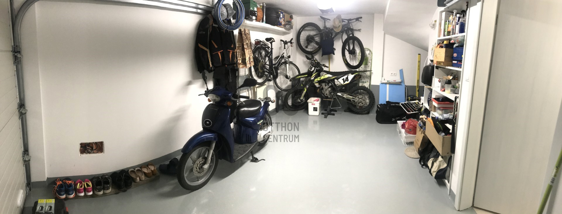 Gallery zoom image