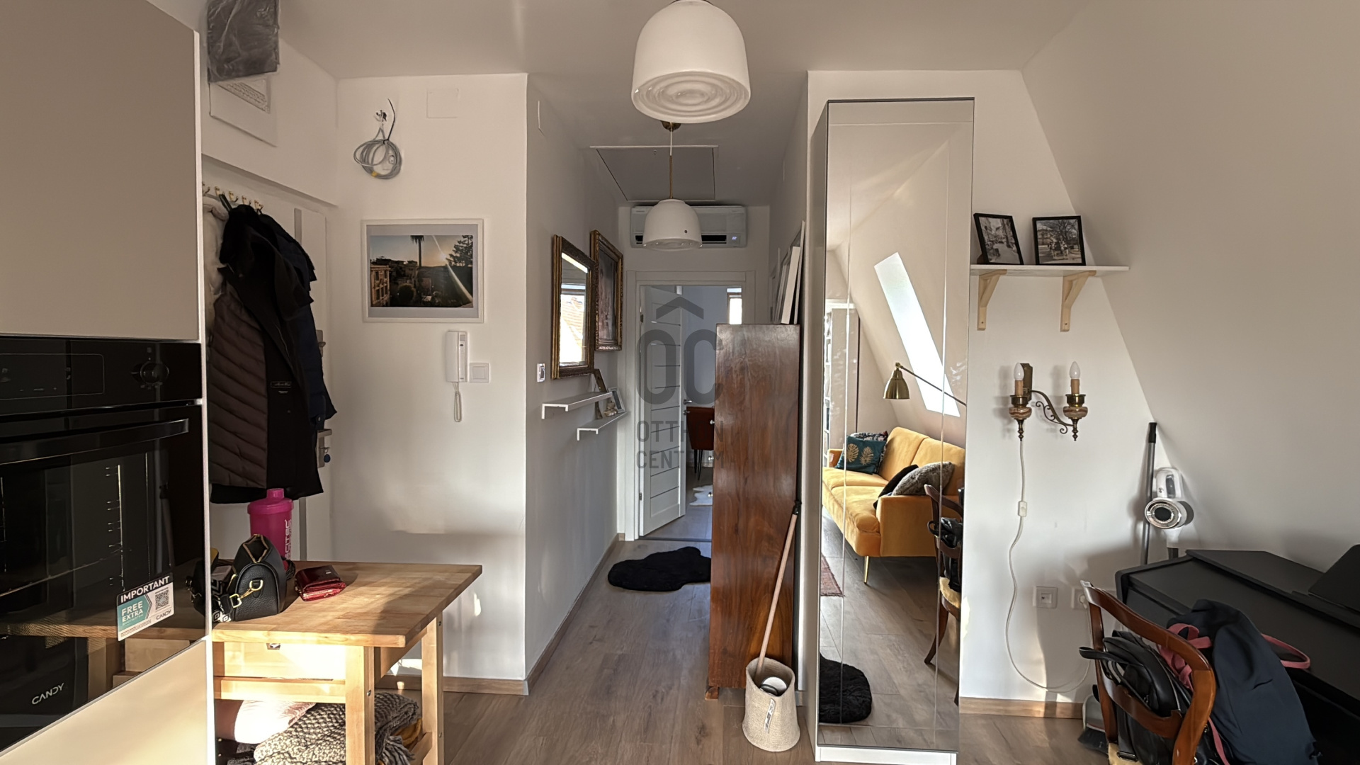 Gallery zoom image