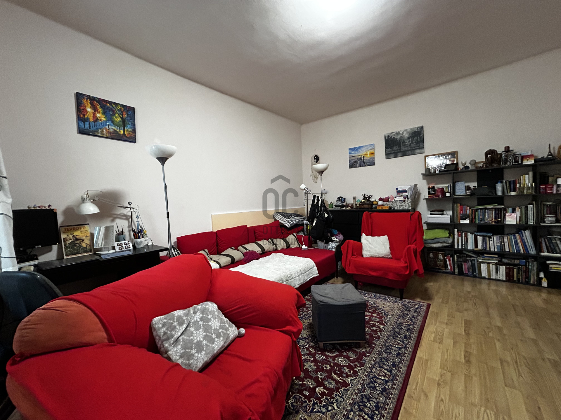 Gallery zoom image