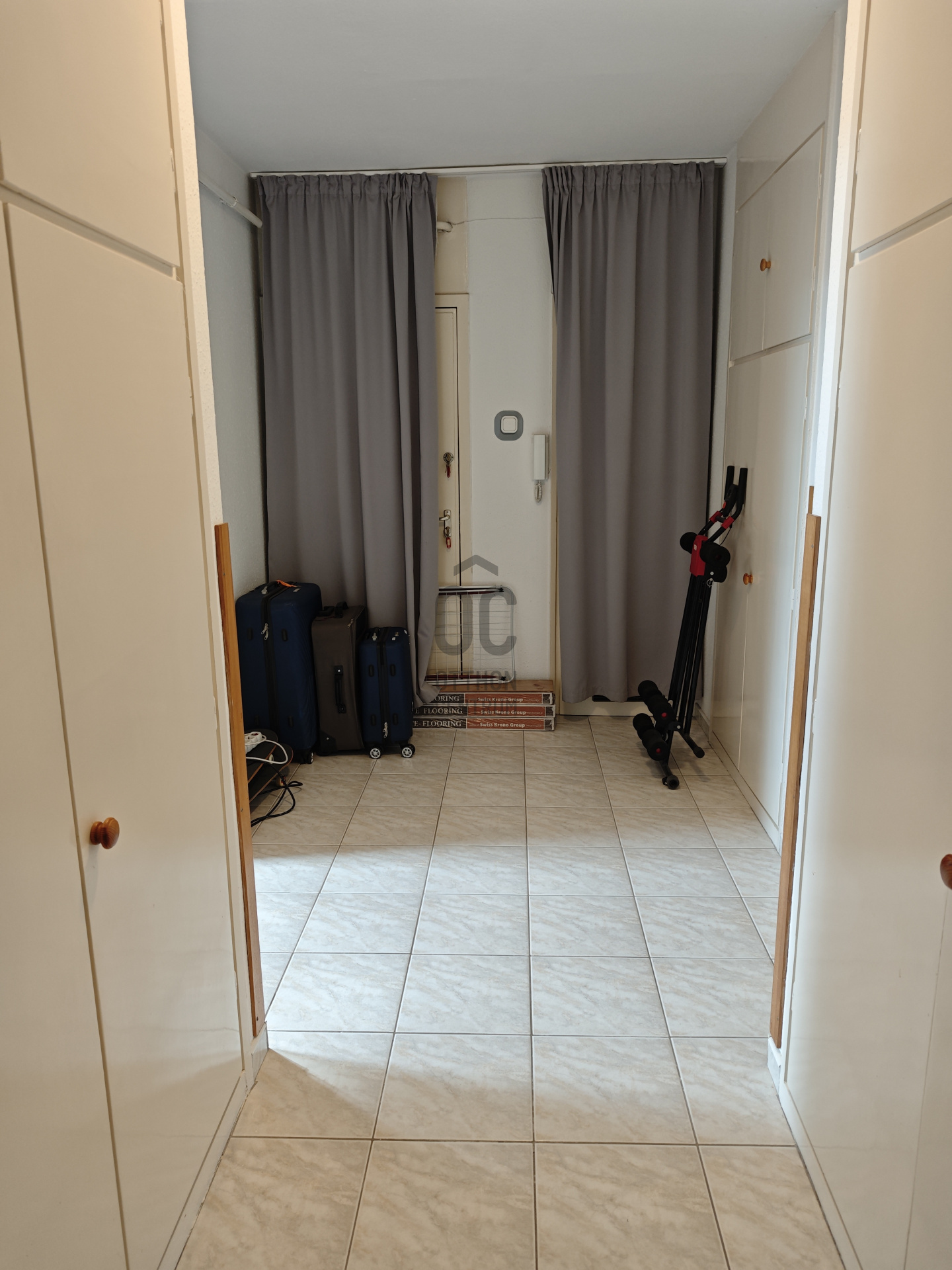 Gallery zoom image