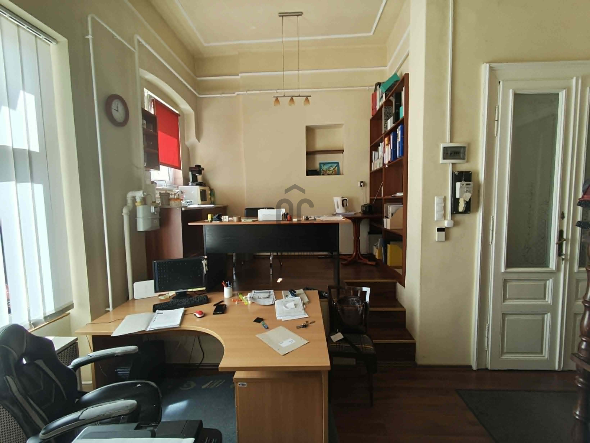 Gallery zoom image