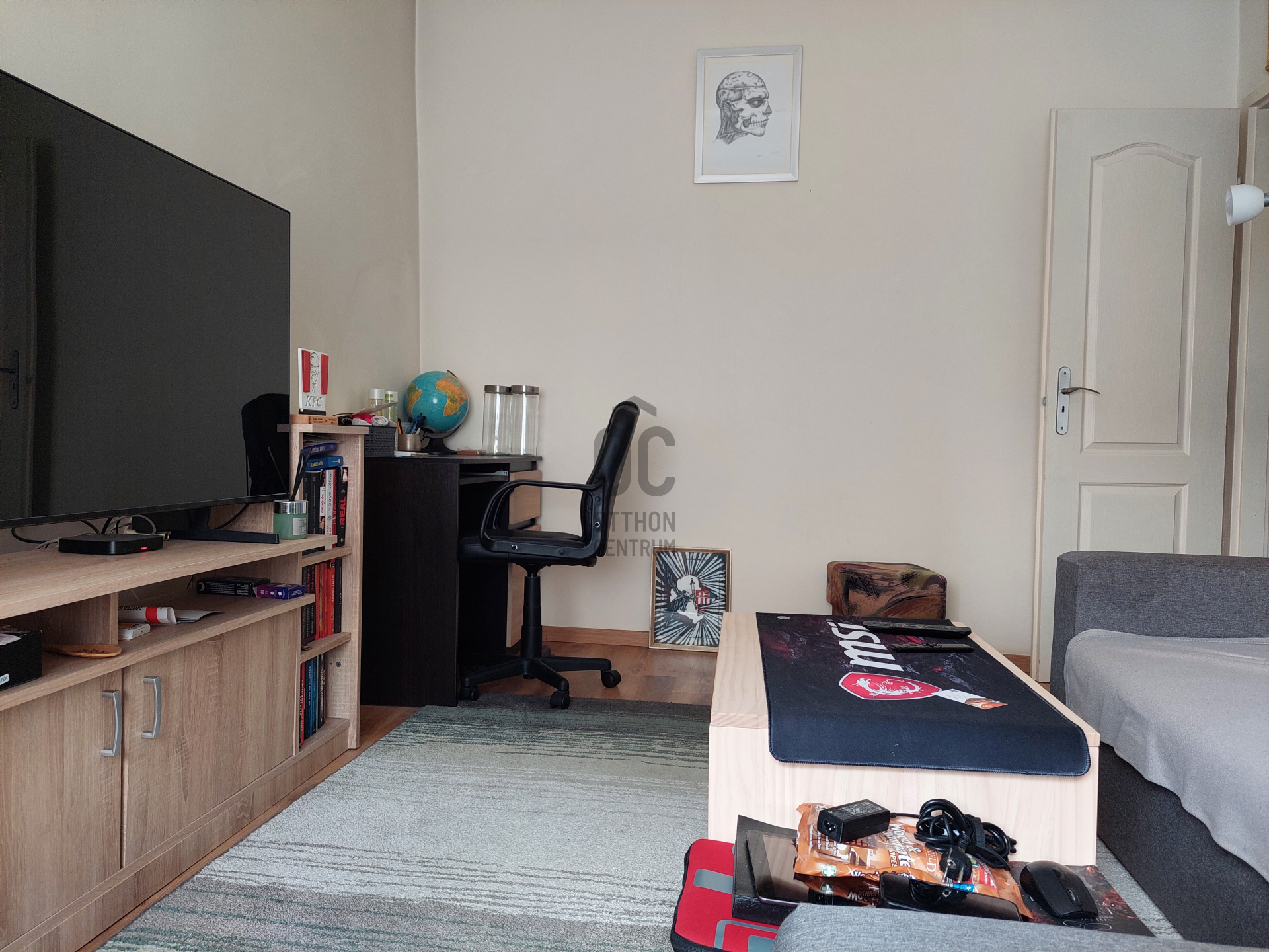 Gallery zoom image