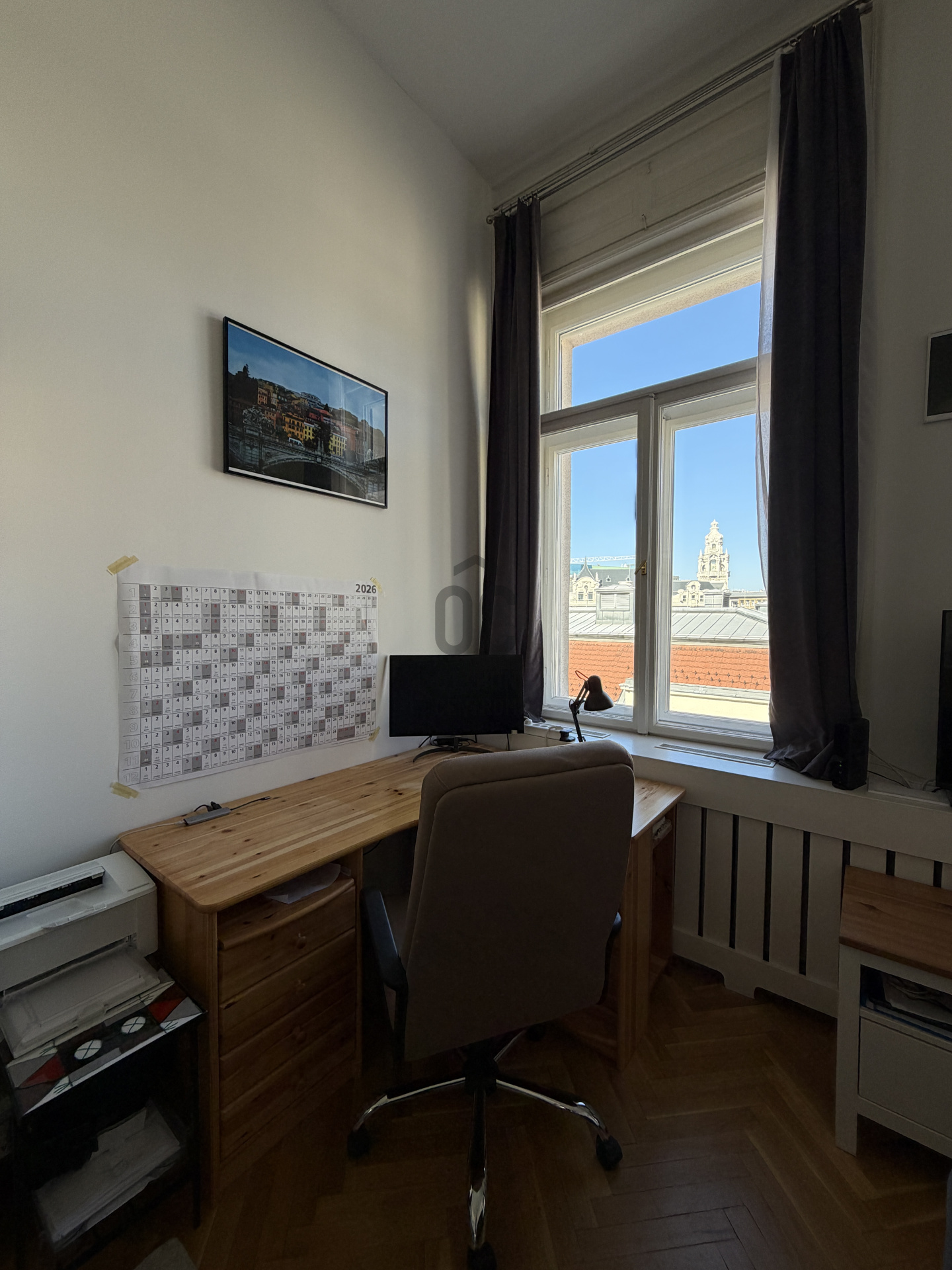 Gallery zoom image