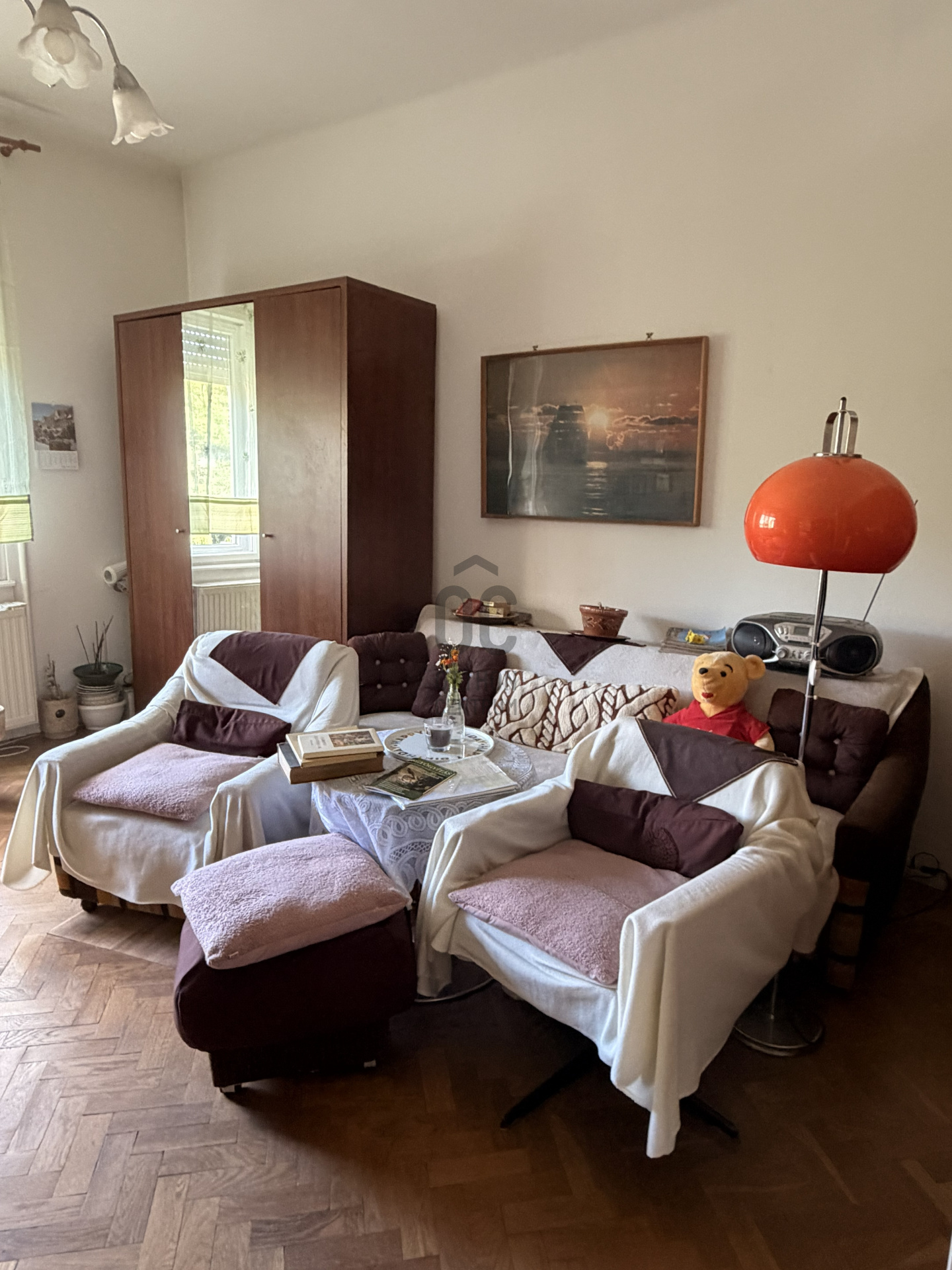 Gallery zoom image