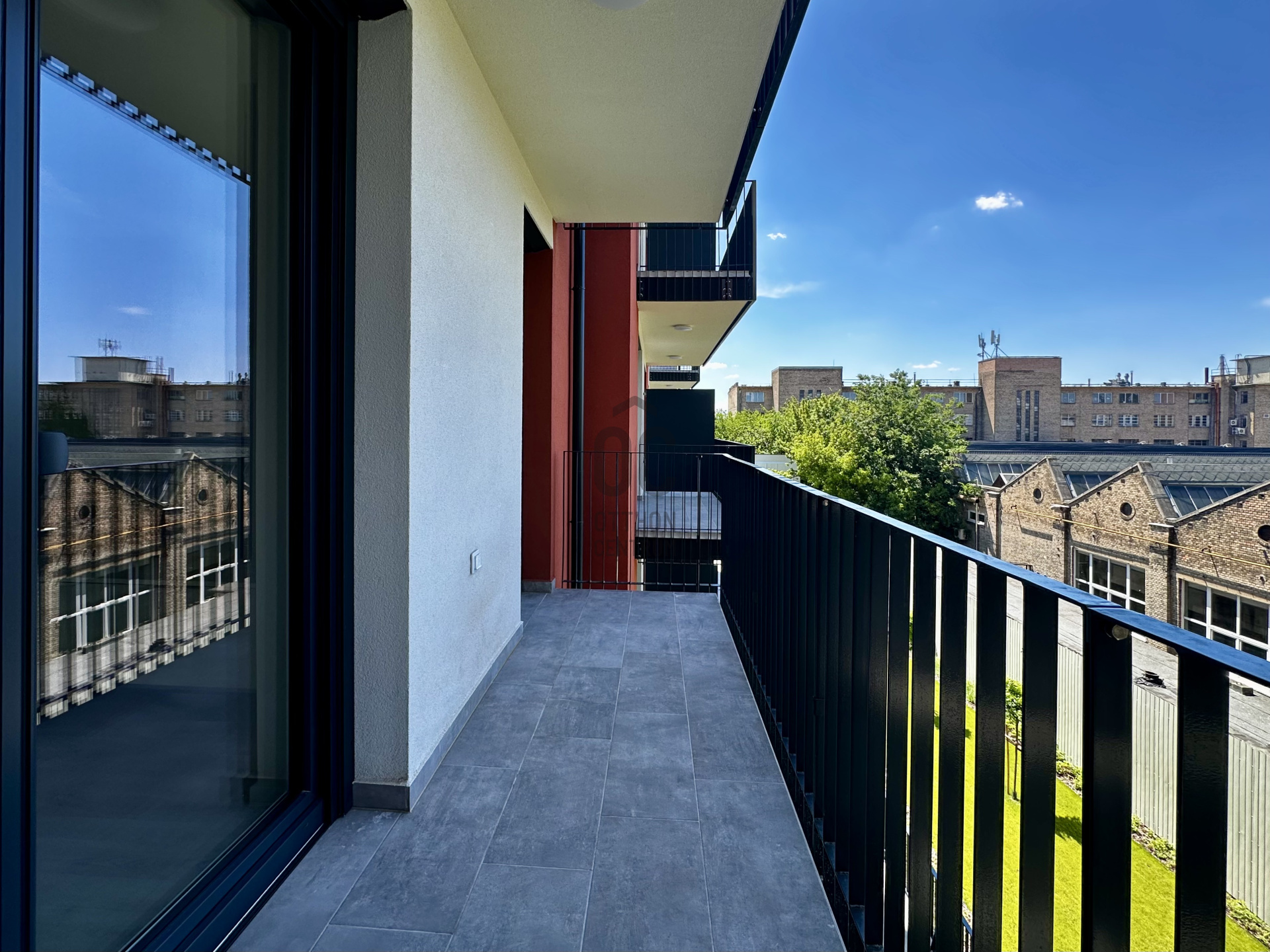 Gallery zoom image