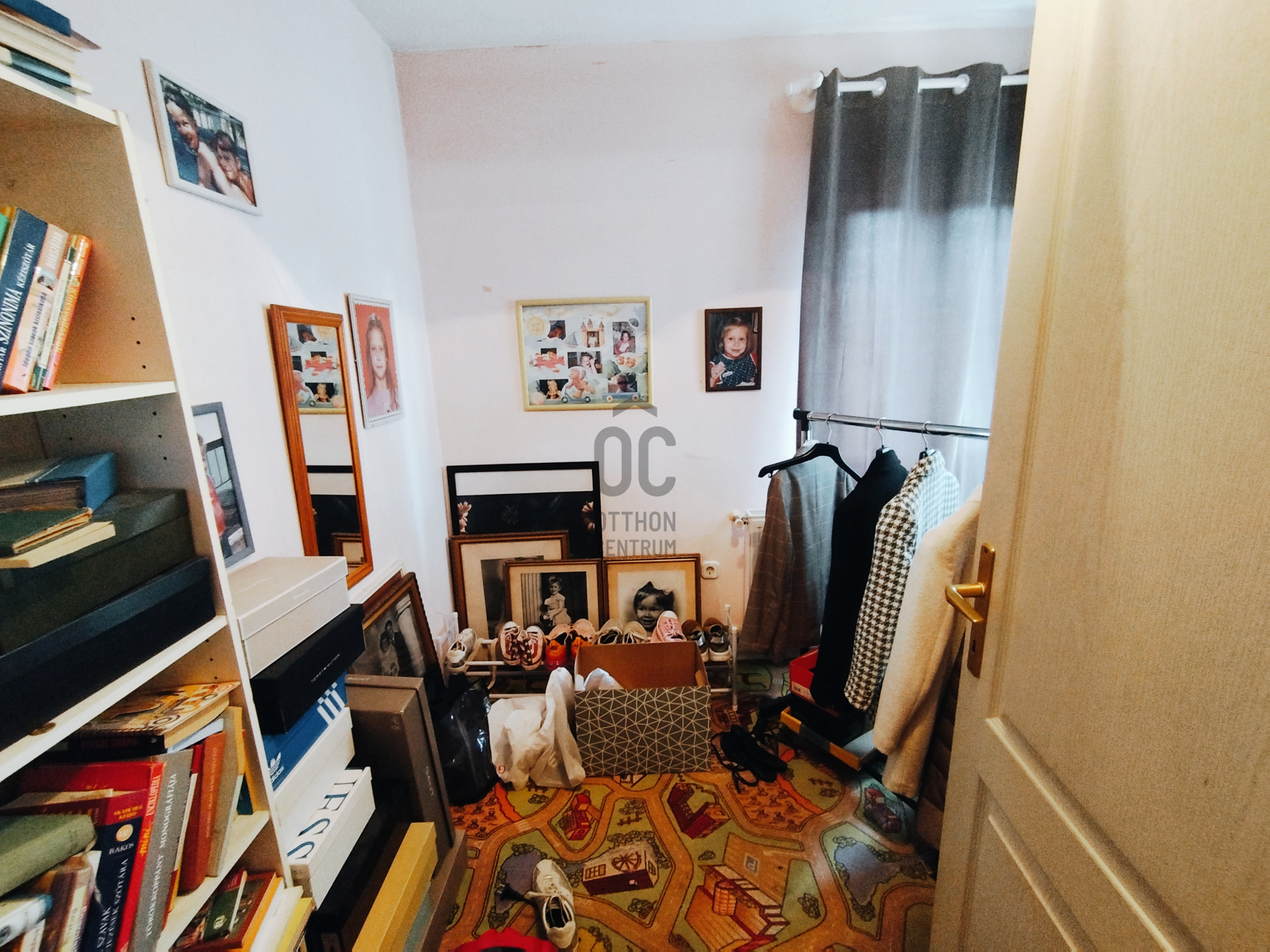 Gallery zoom image