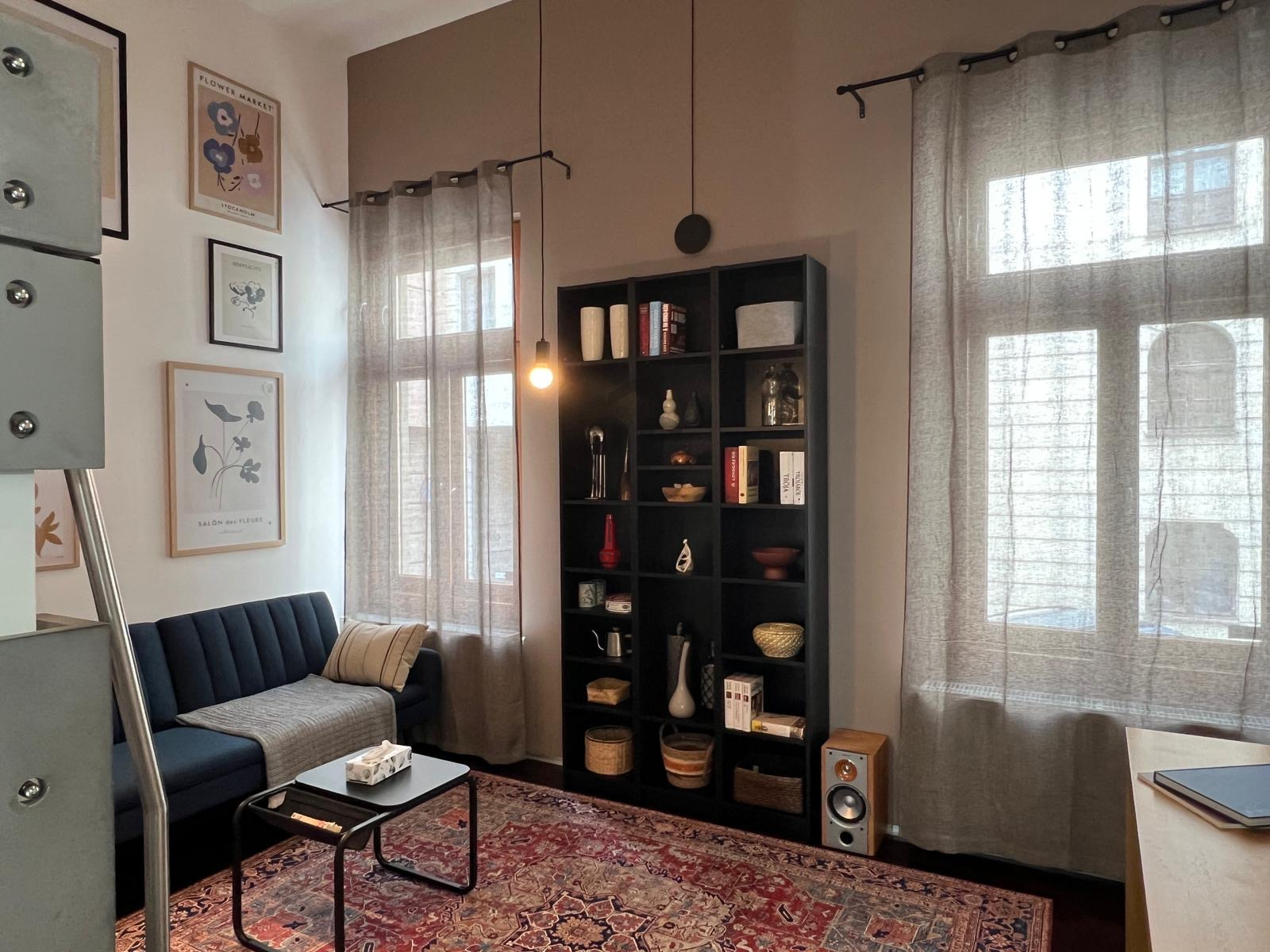 Gallery zoom image