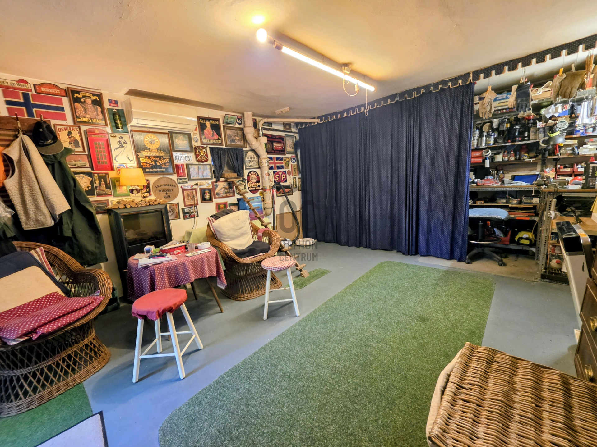 Gallery zoom image