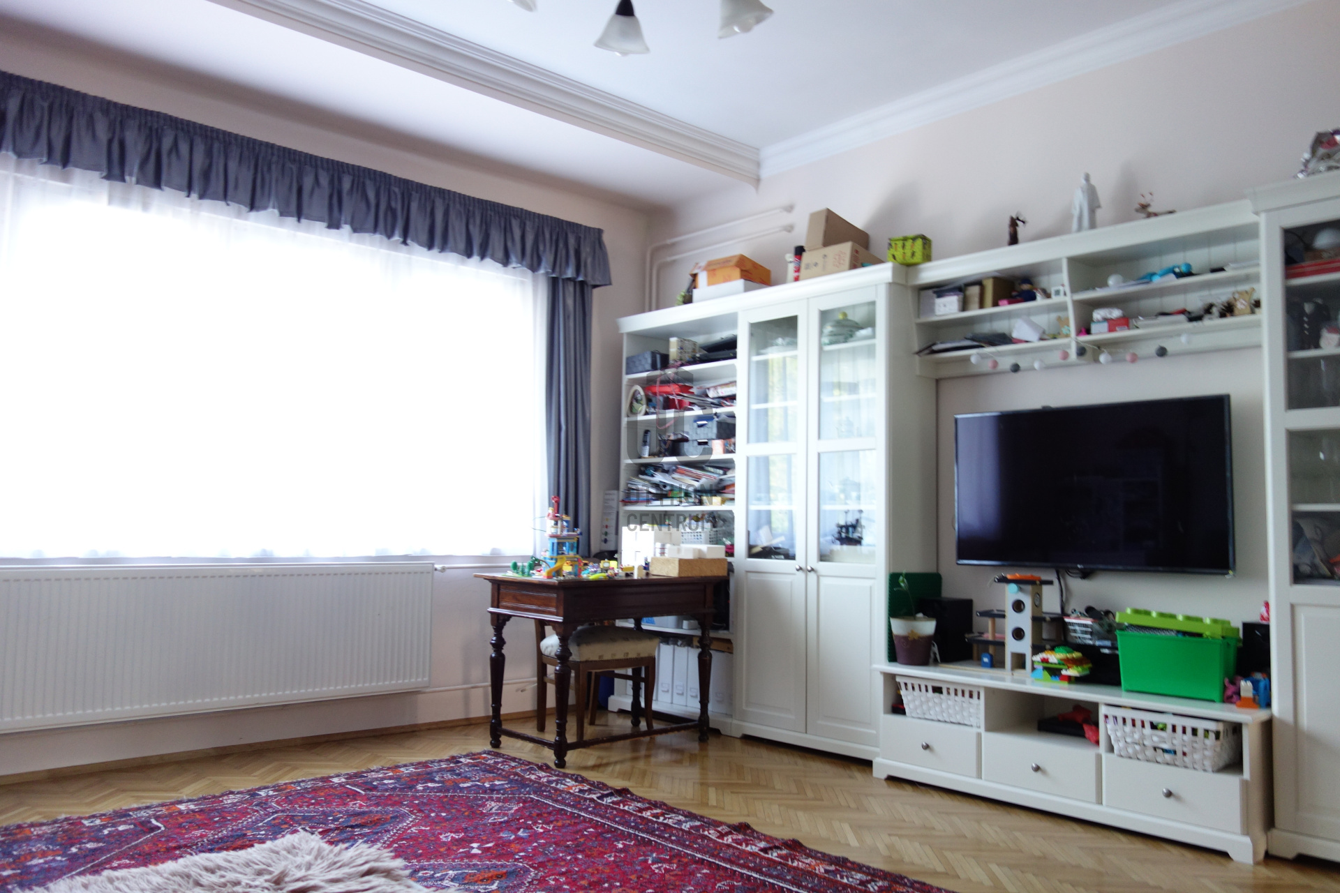 Gallery zoom image