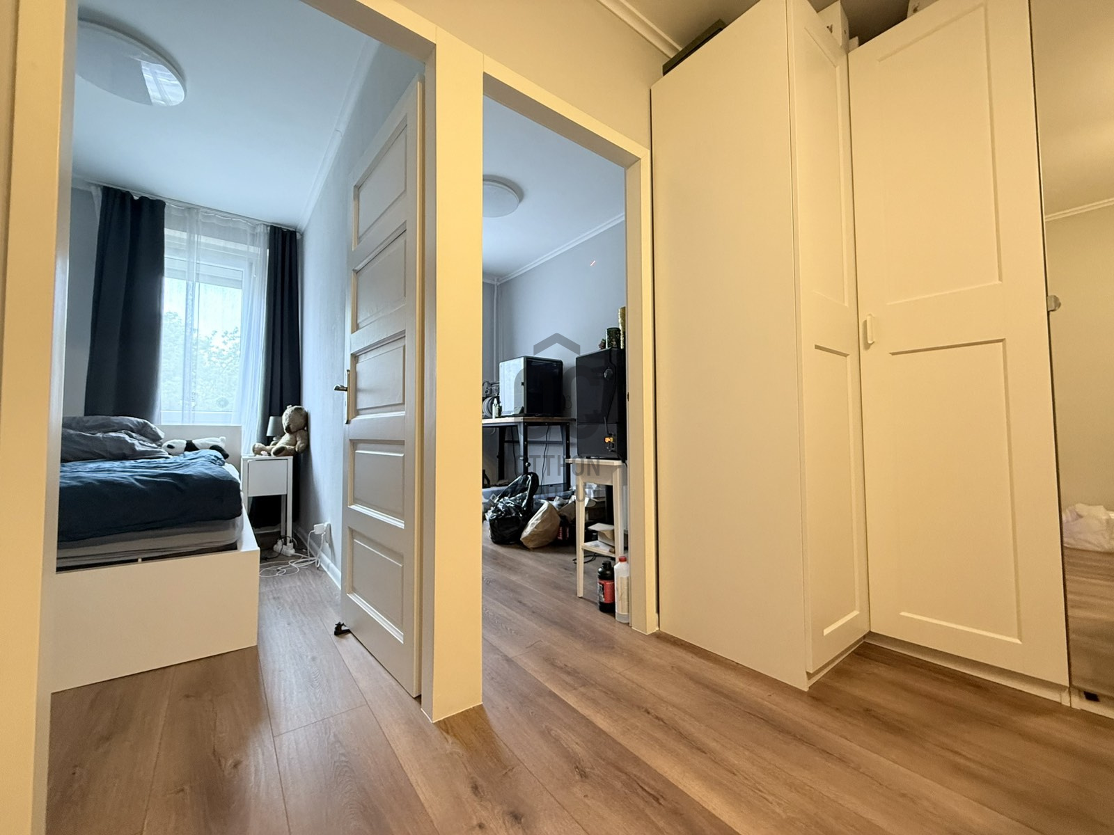 Gallery zoom image