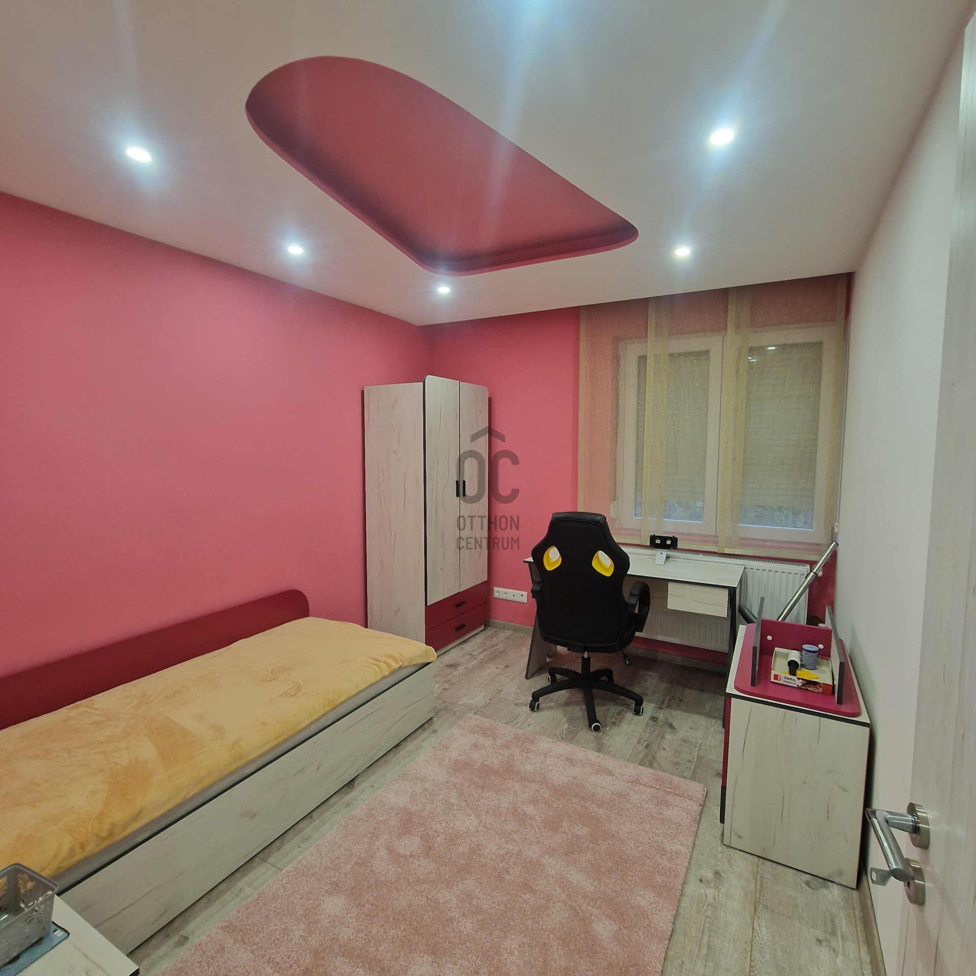 Gallery zoom image