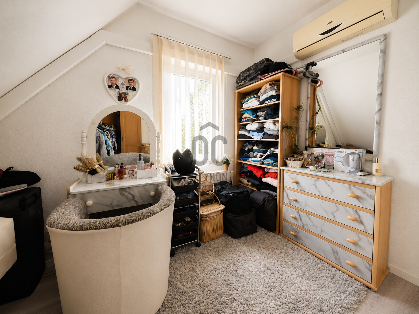 Gallery zoom image