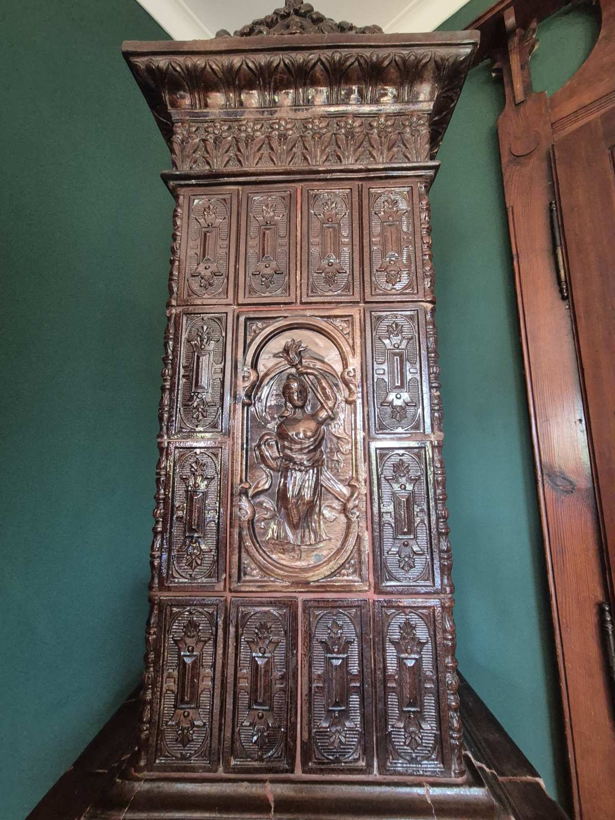 Gallery zoom image