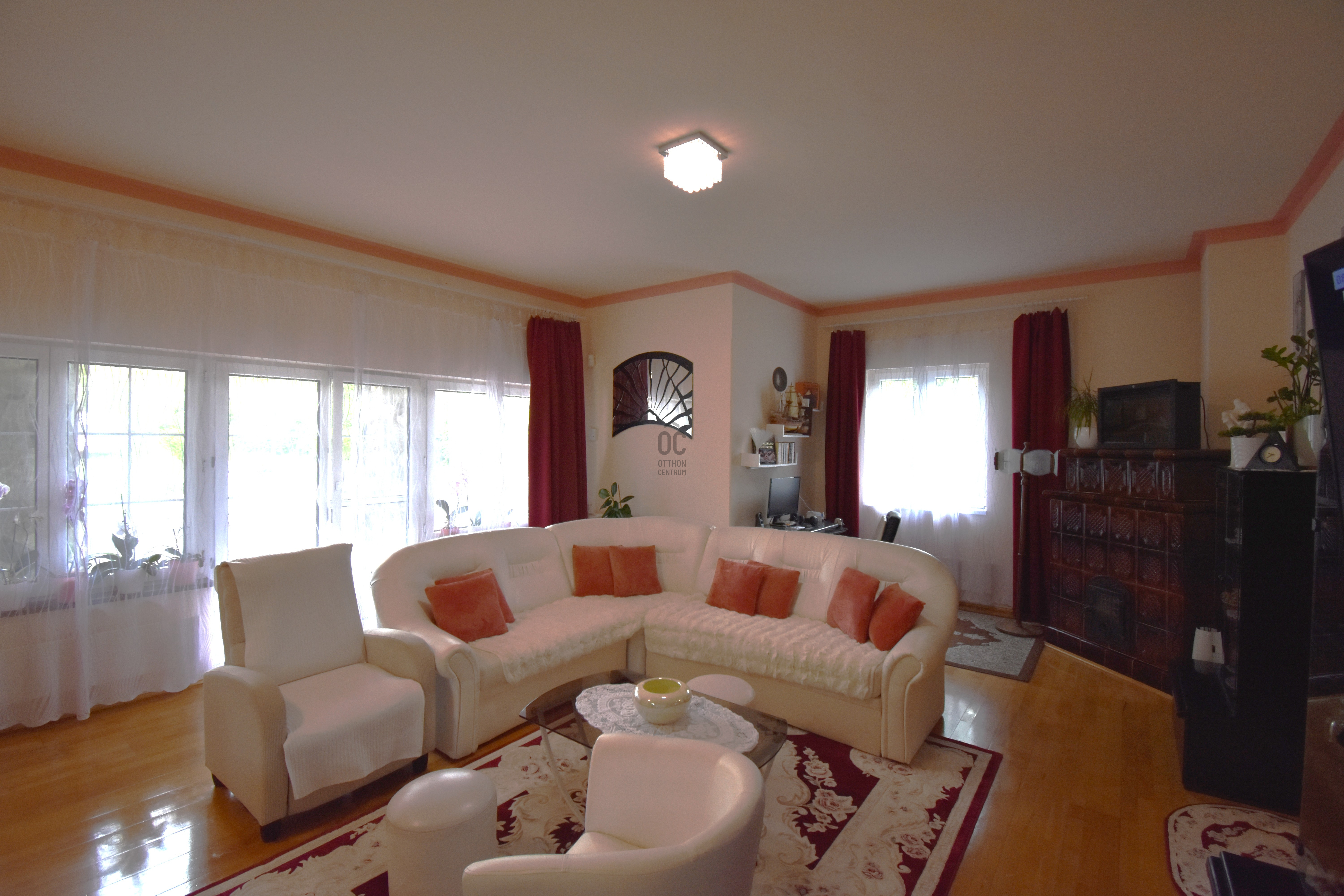 Gallery zoom image