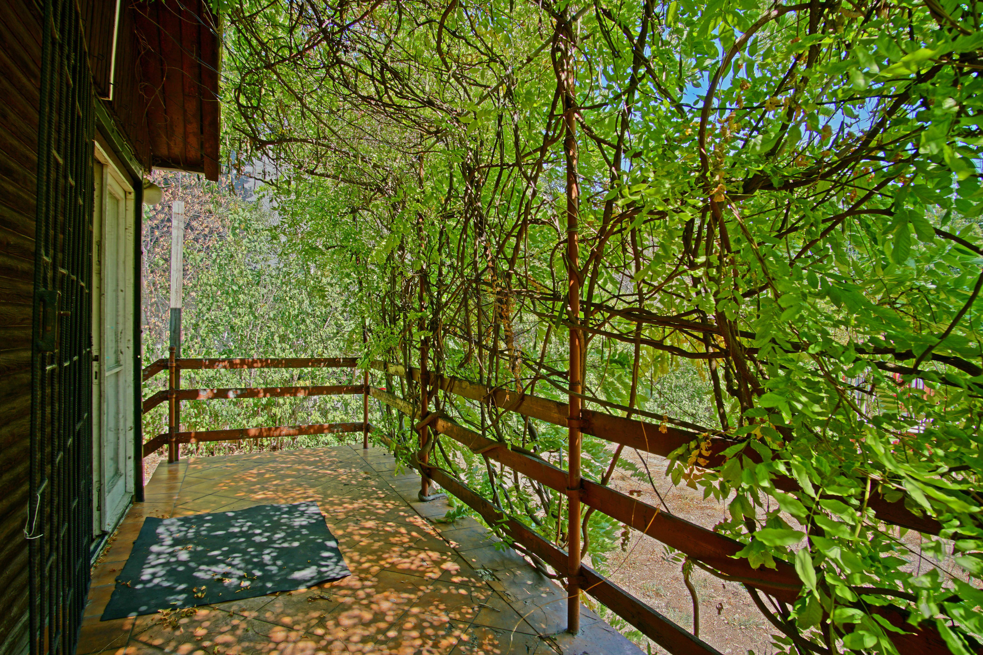 Gallery zoom image