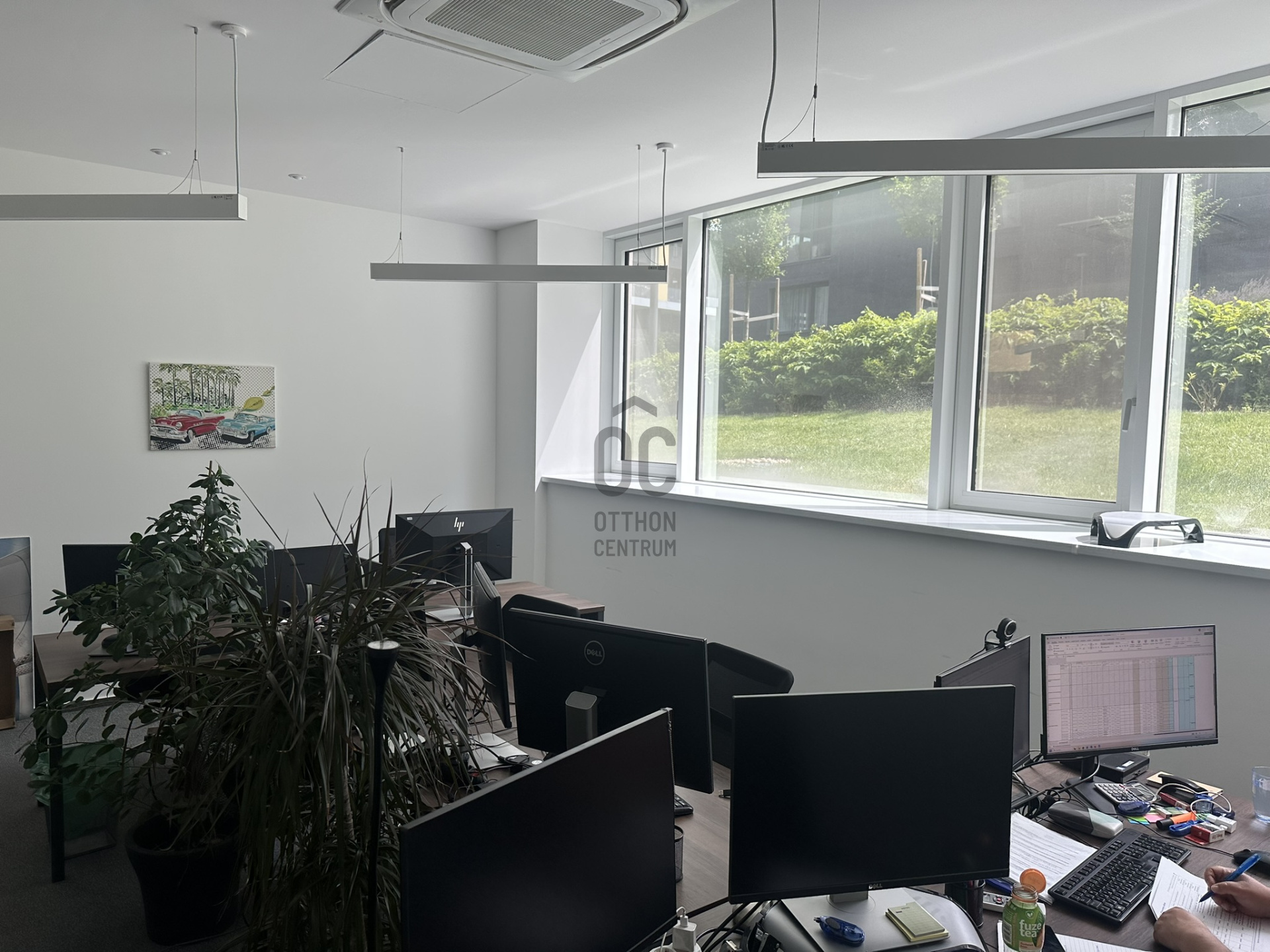 Gallery zoom image