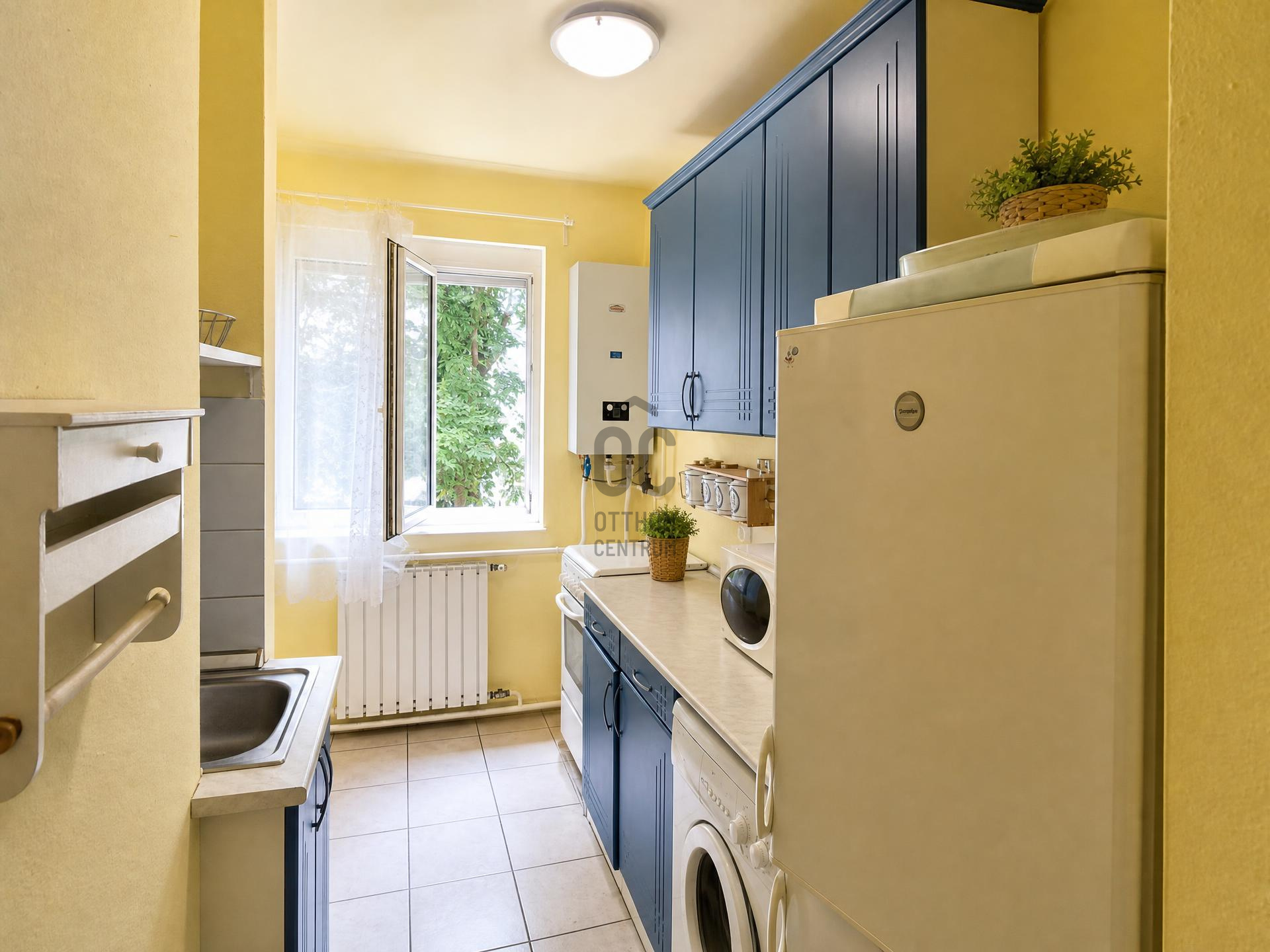 Gallery zoom image