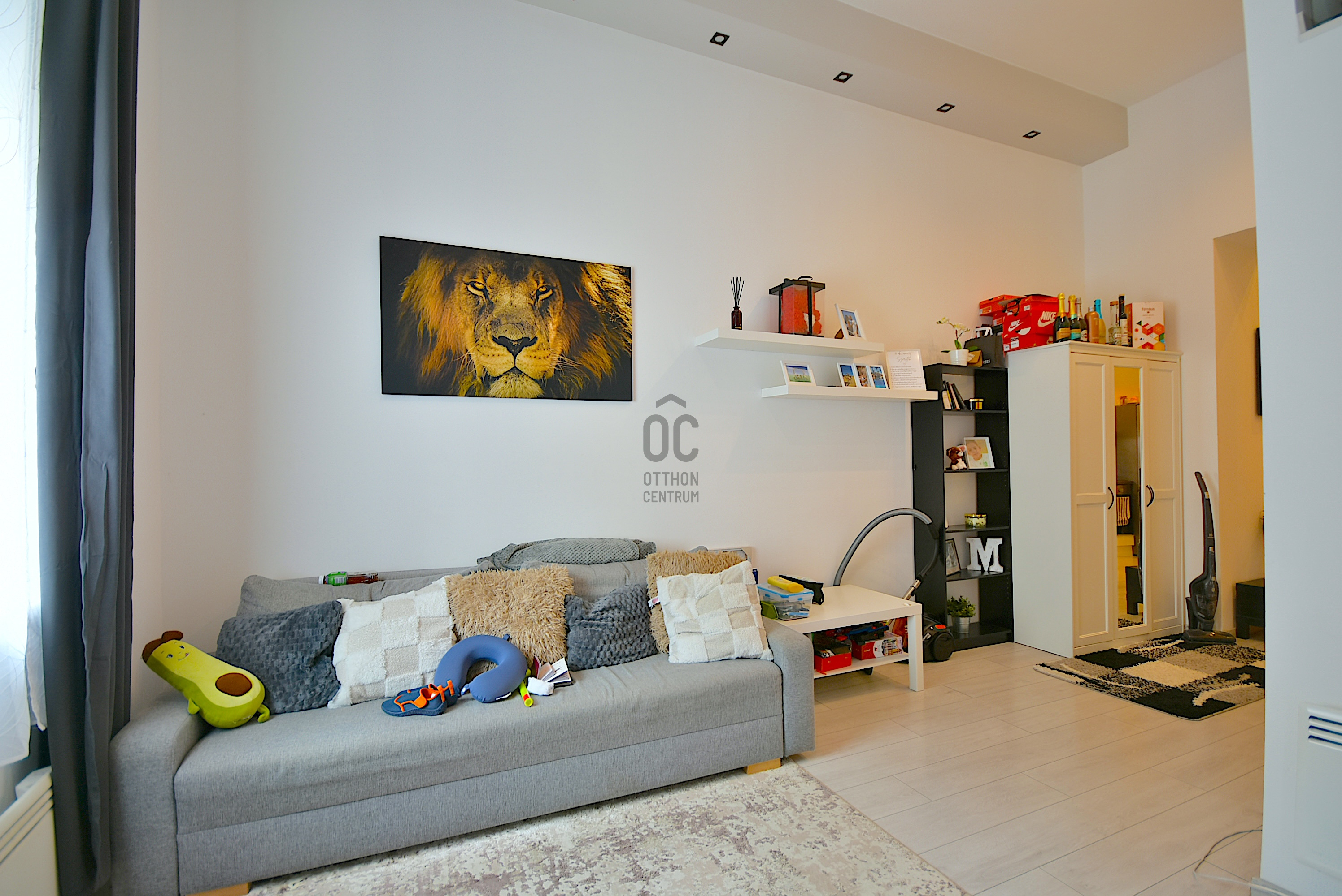 Gallery zoom image