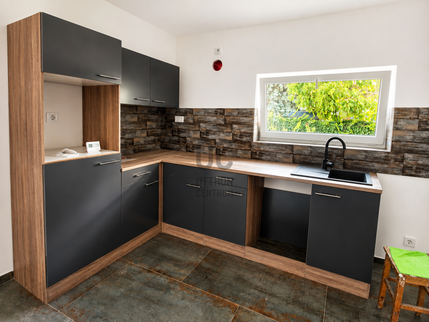 Gallery zoom image
