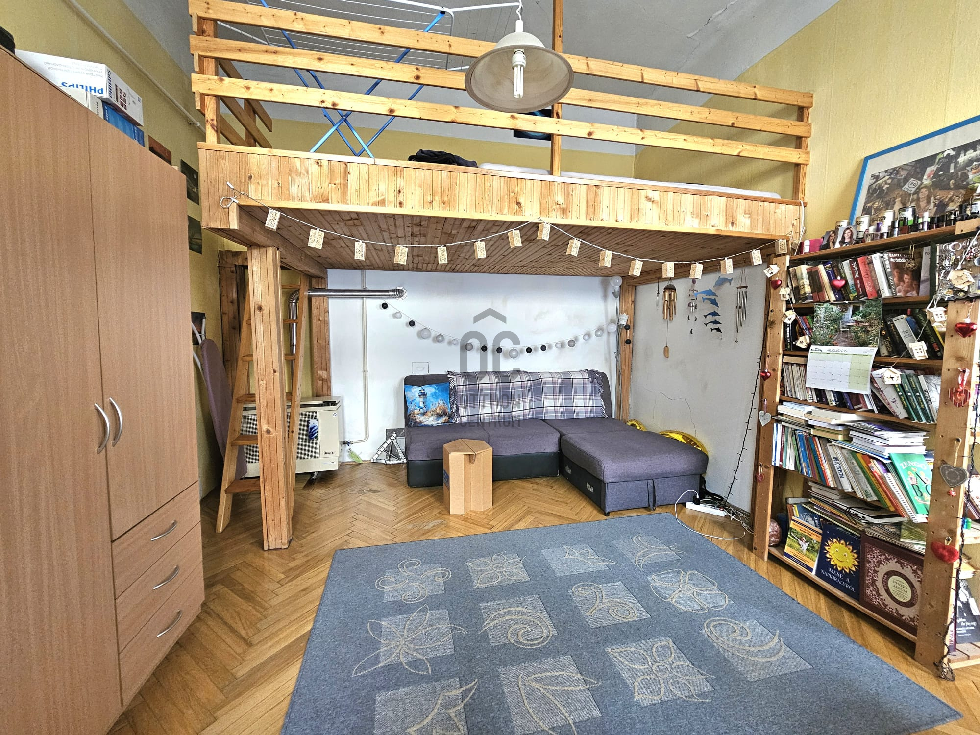 Gallery zoom image