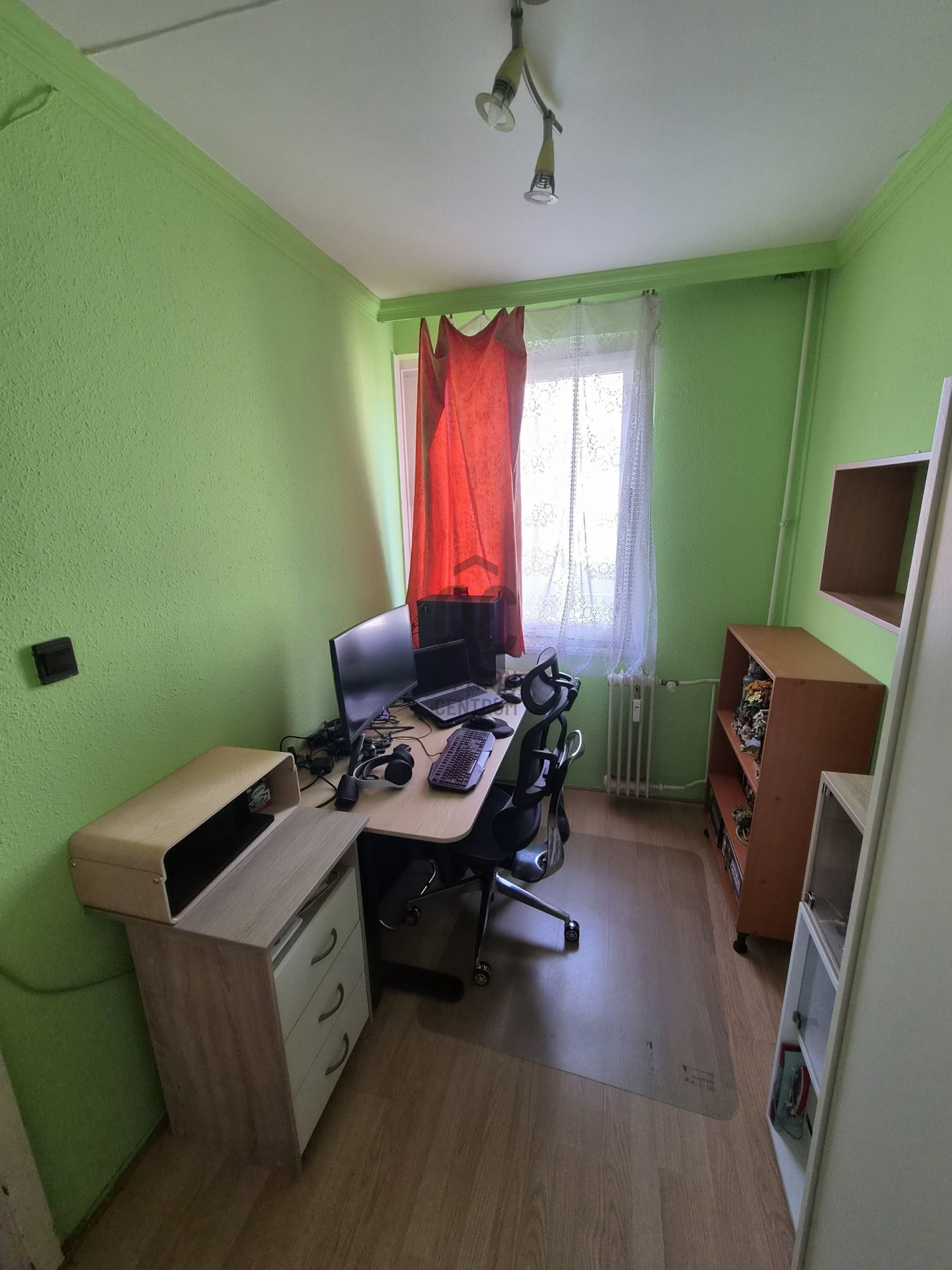 Gallery zoom image