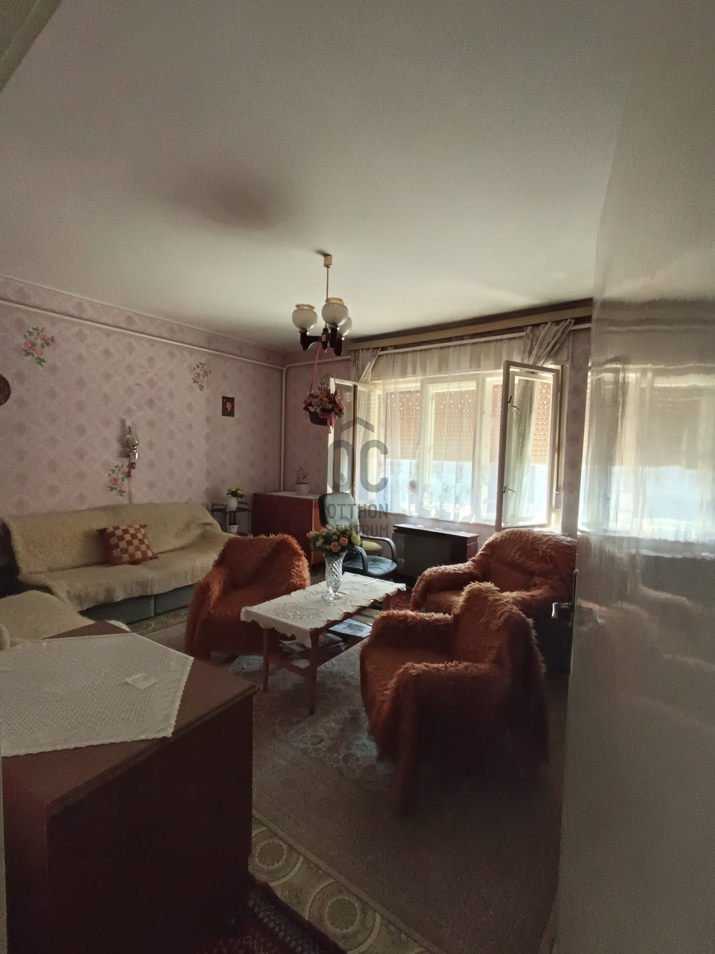 Gallery zoom image