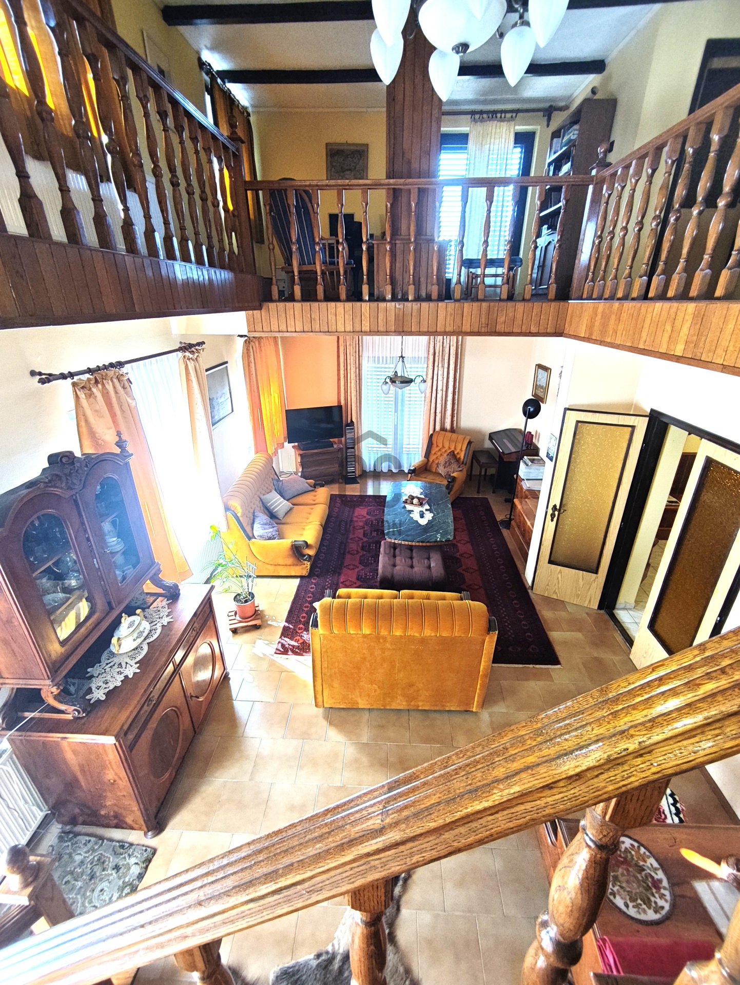 Gallery zoom image