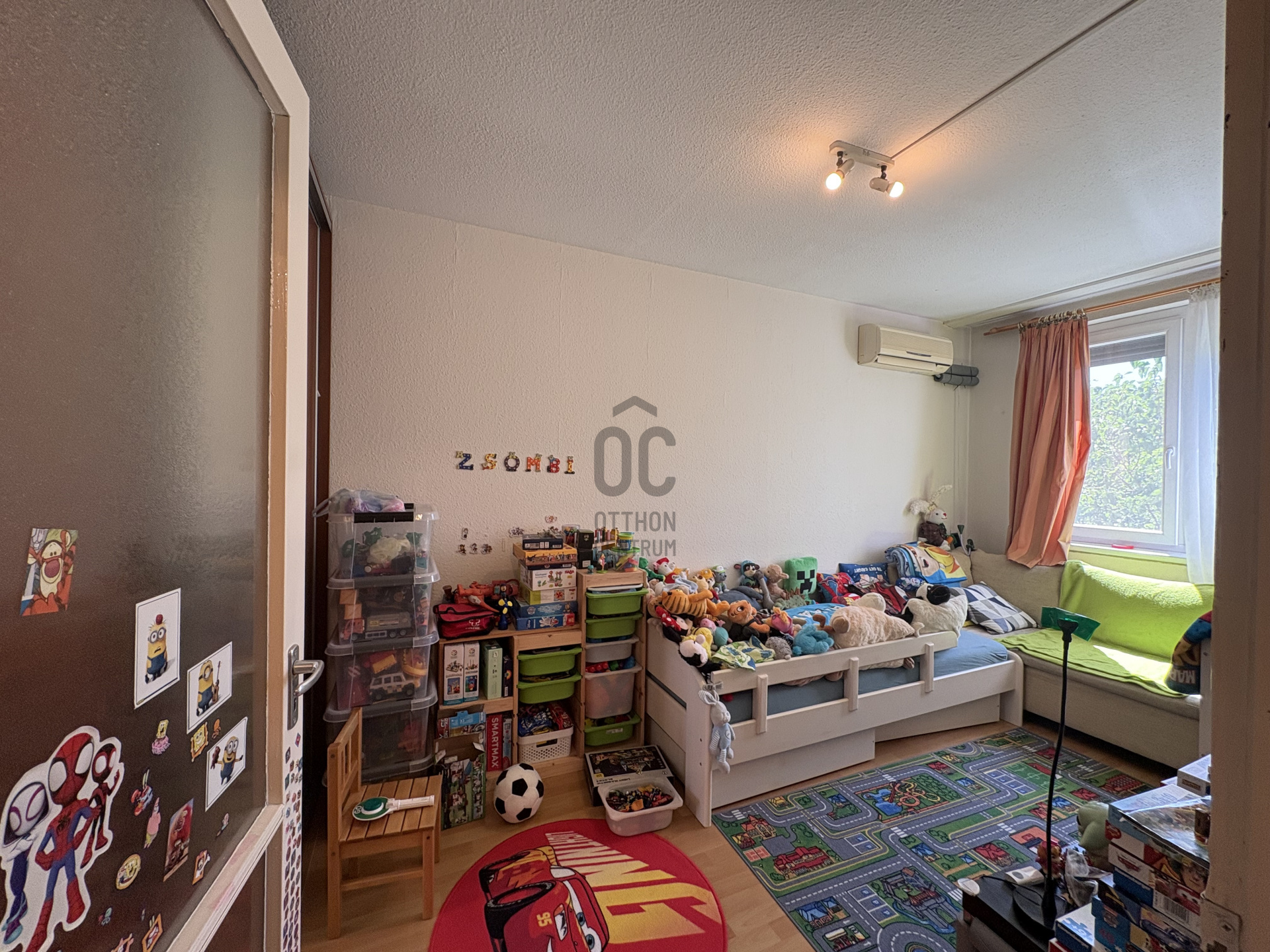 Gallery zoom image