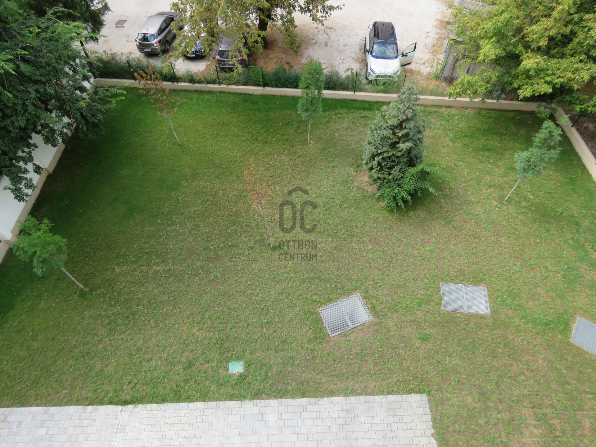 Gallery zoom image