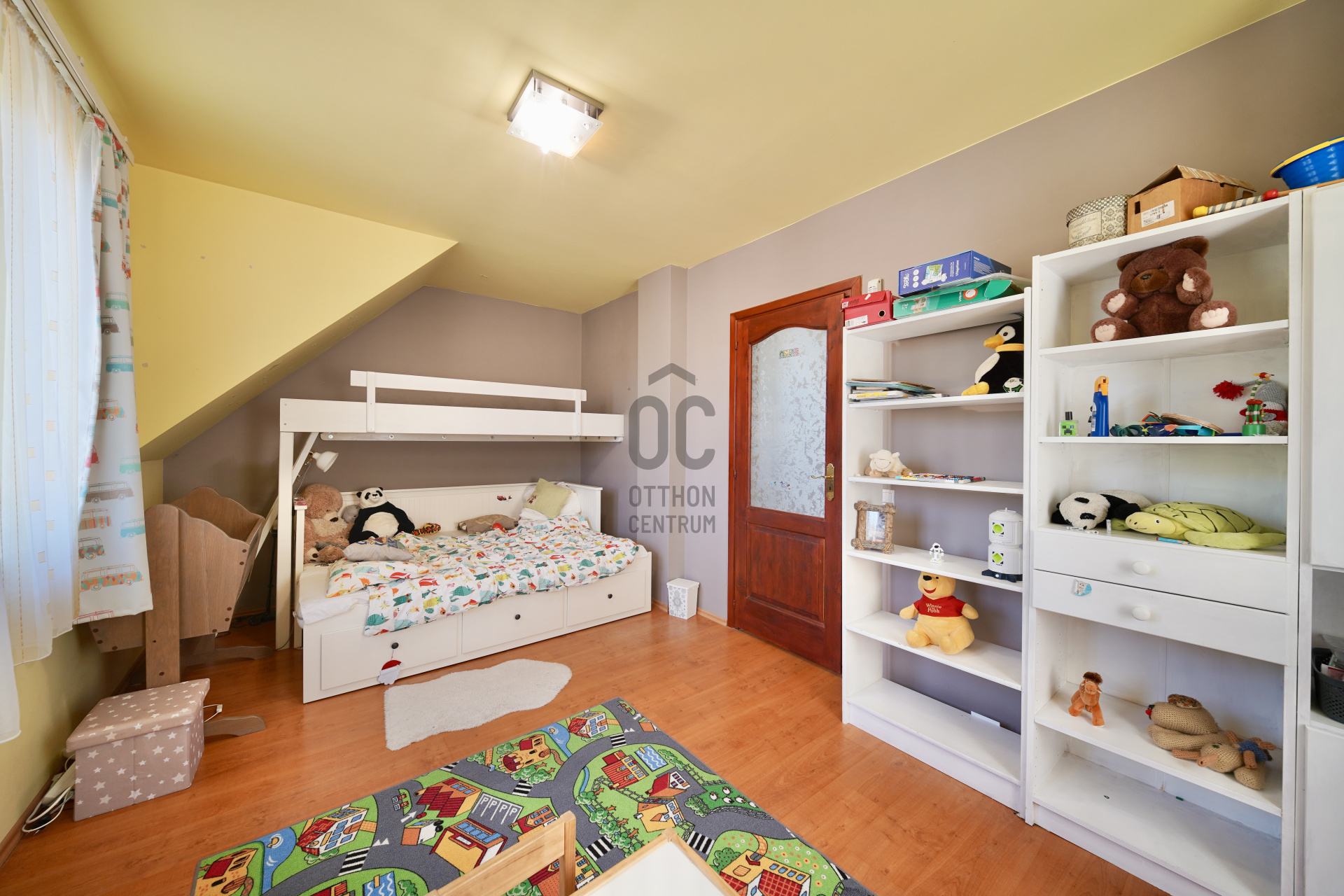 Gallery zoom image