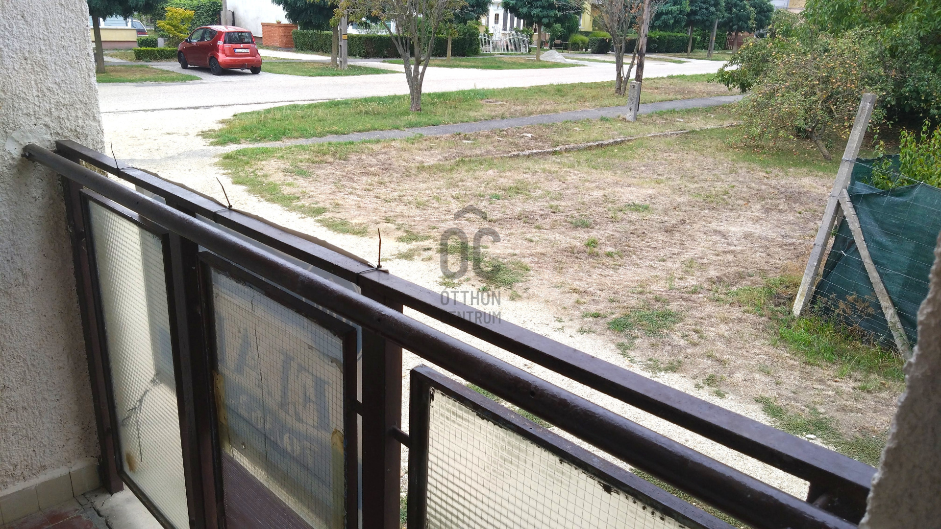 Gallery zoom image