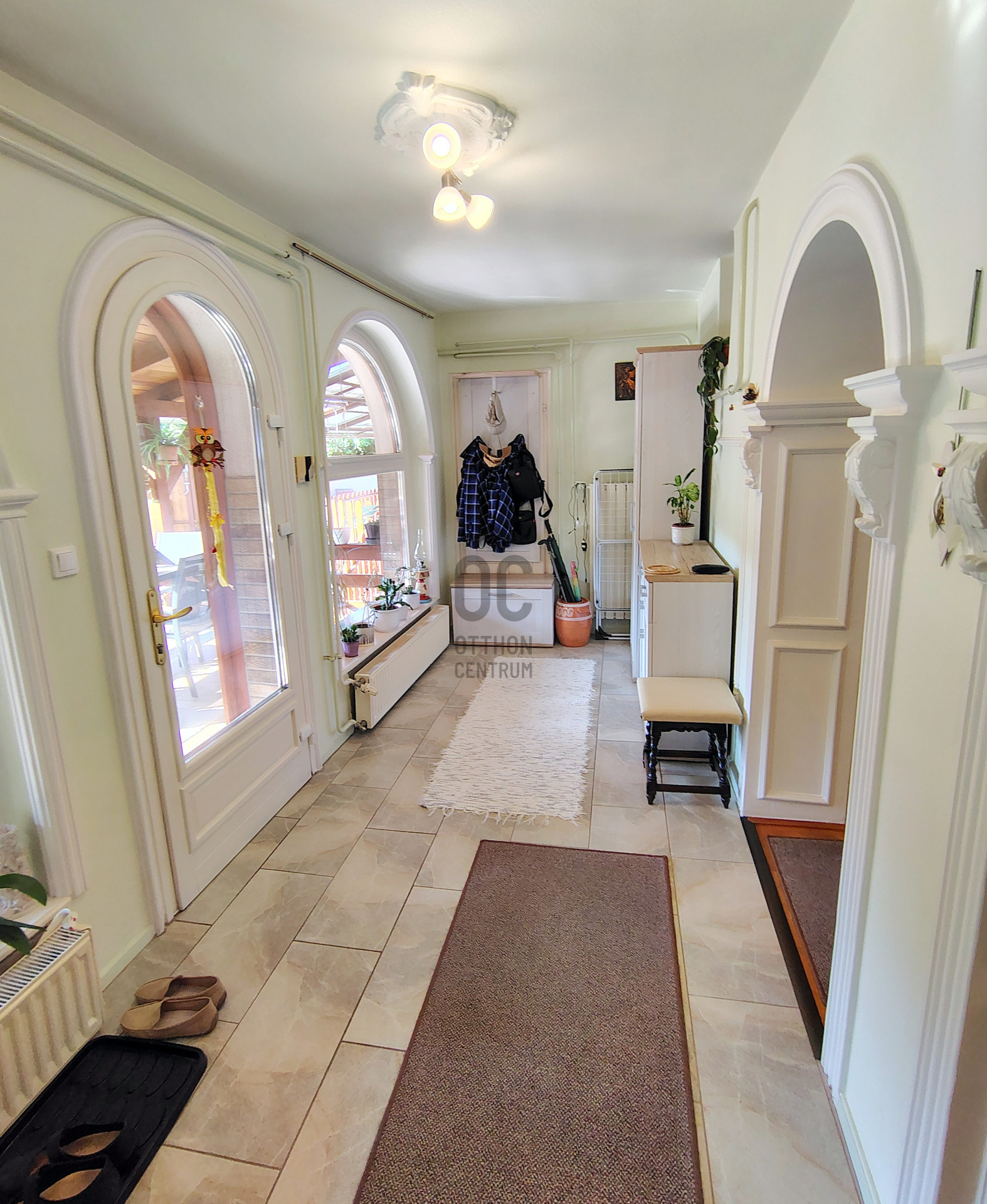 Gallery zoom image