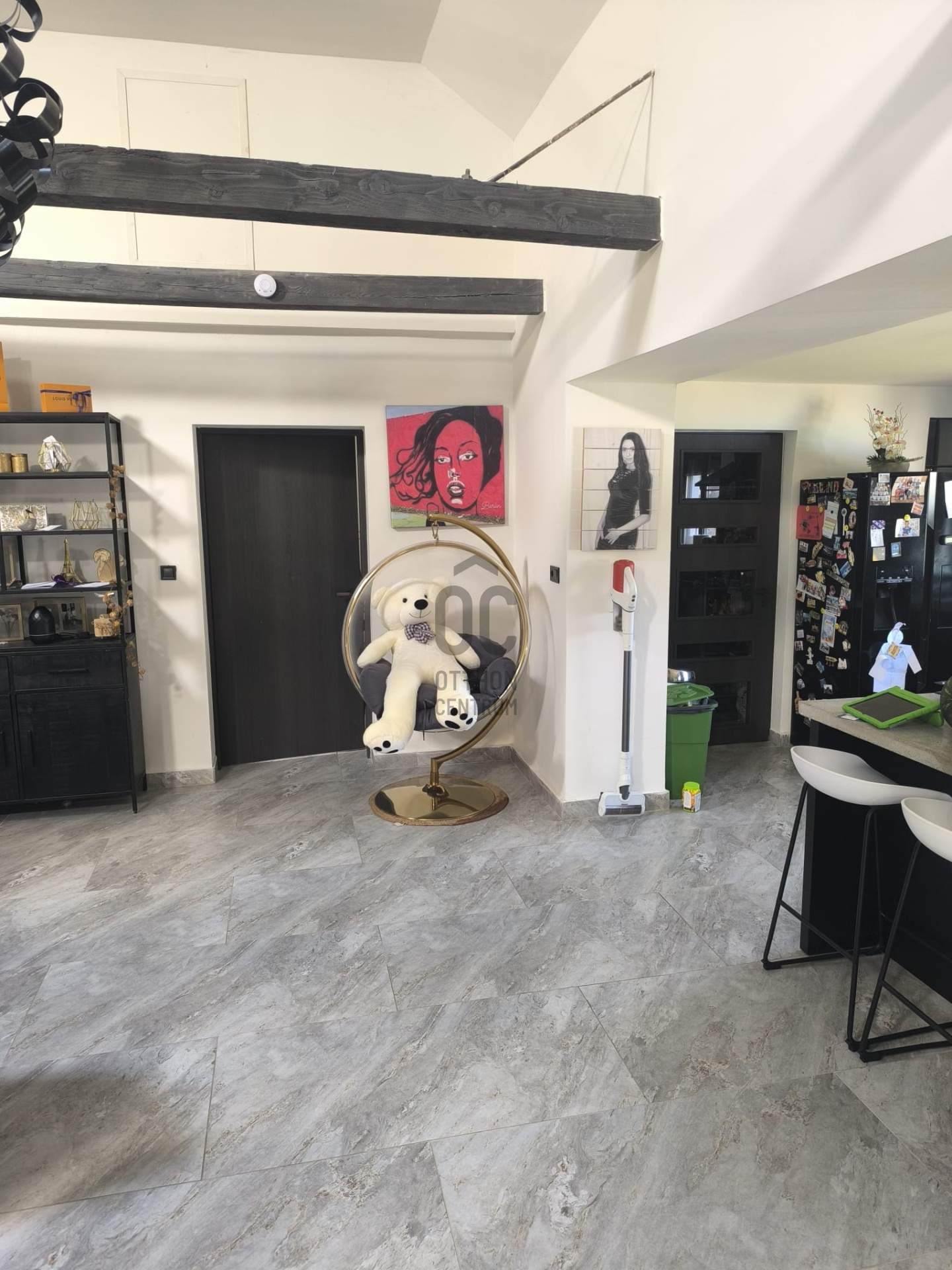 Gallery zoom image