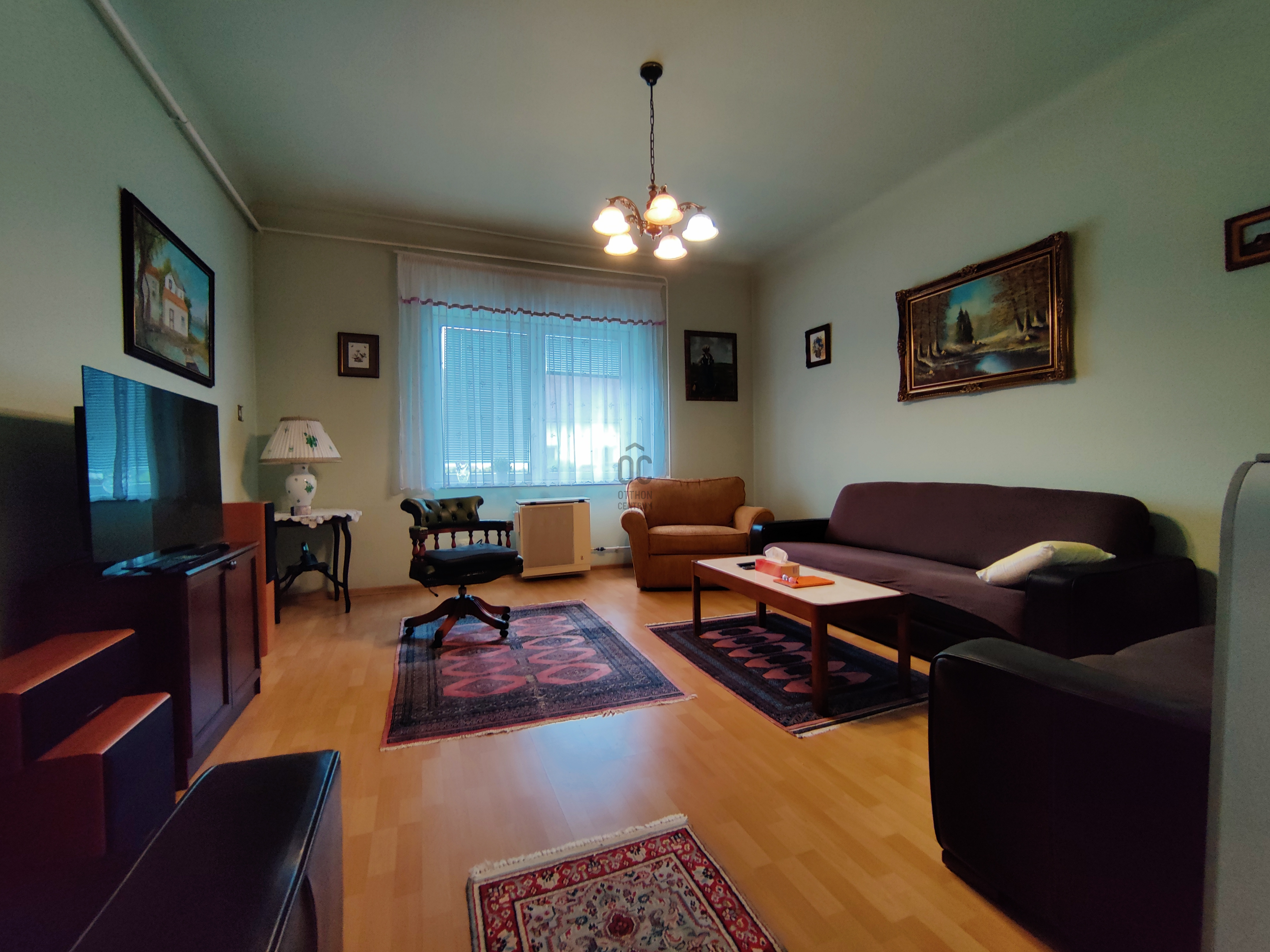 Gallery zoom image