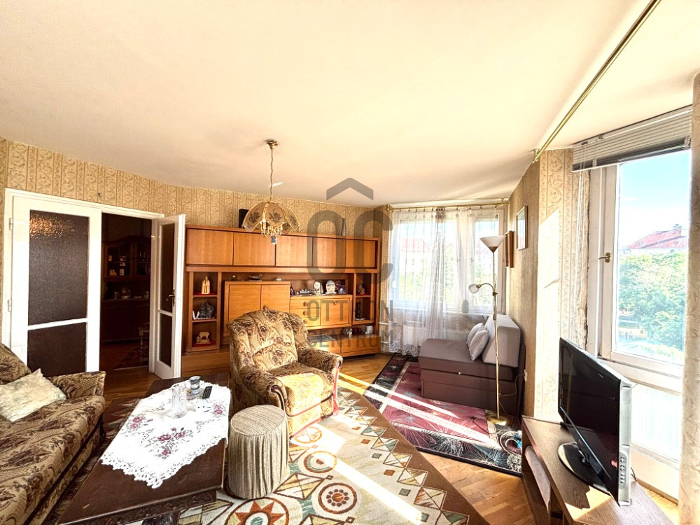 Gallery zoom image