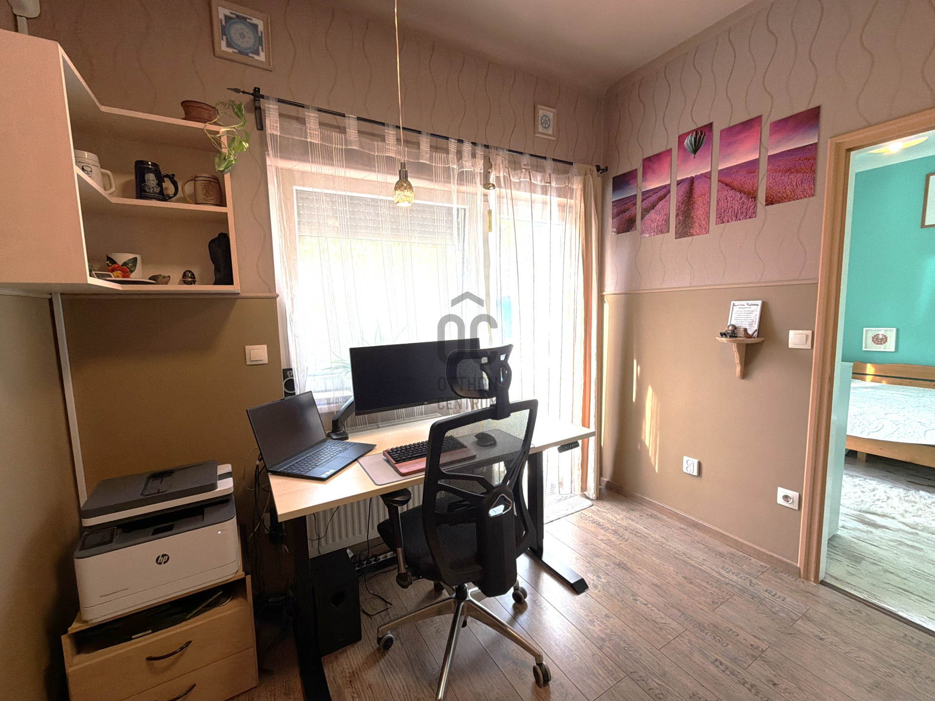 Gallery zoom image