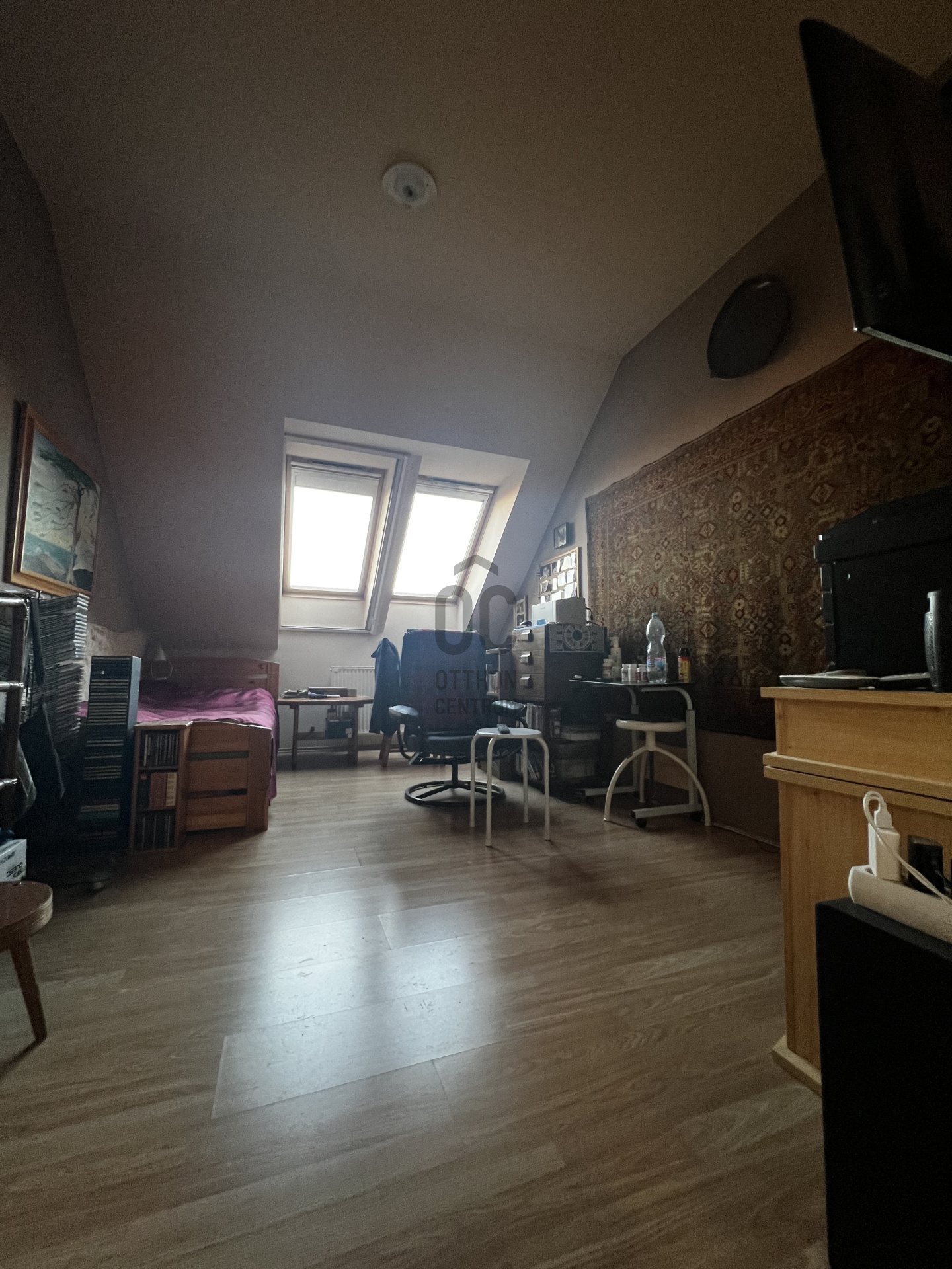 Gallery zoom image