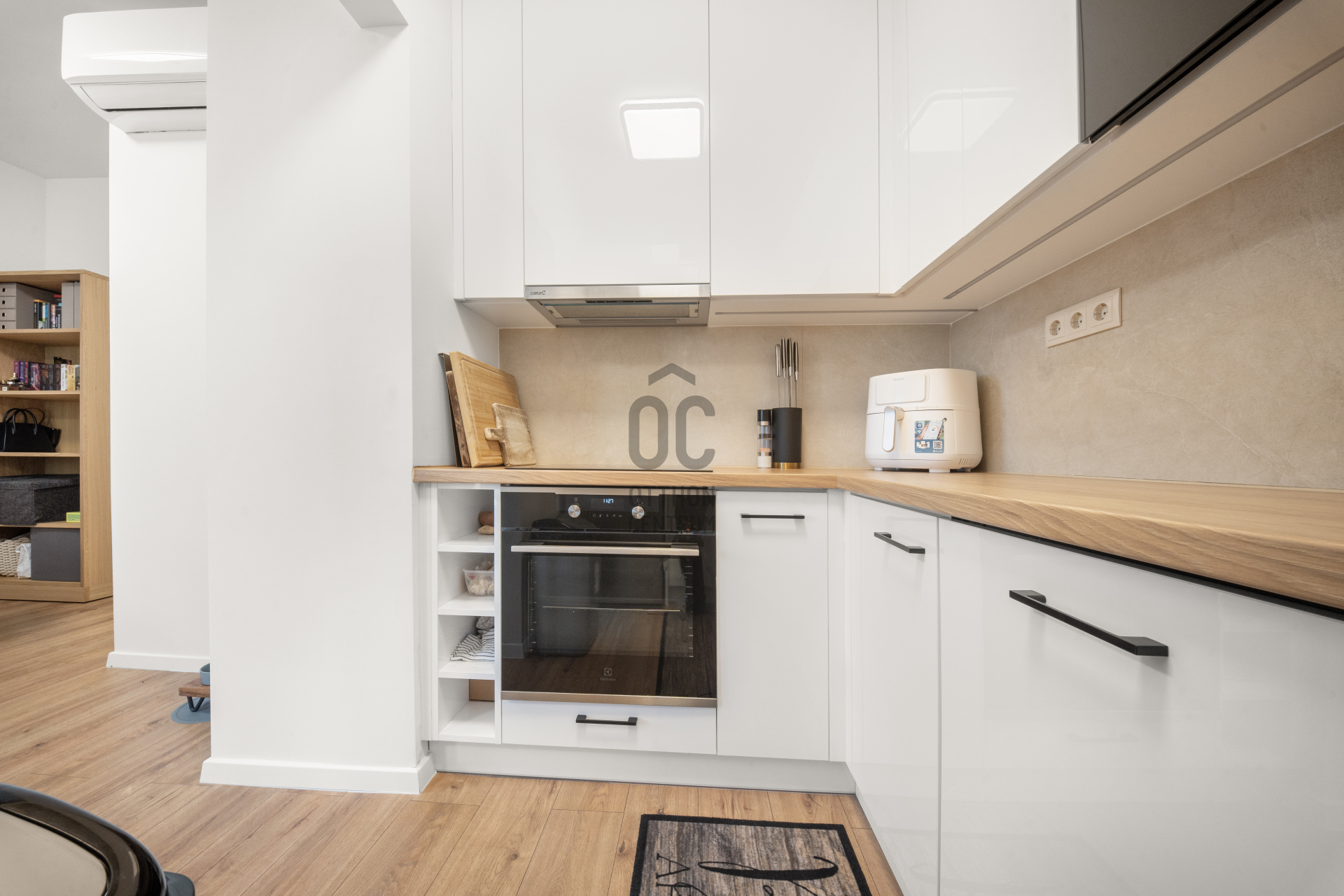 Gallery zoom image