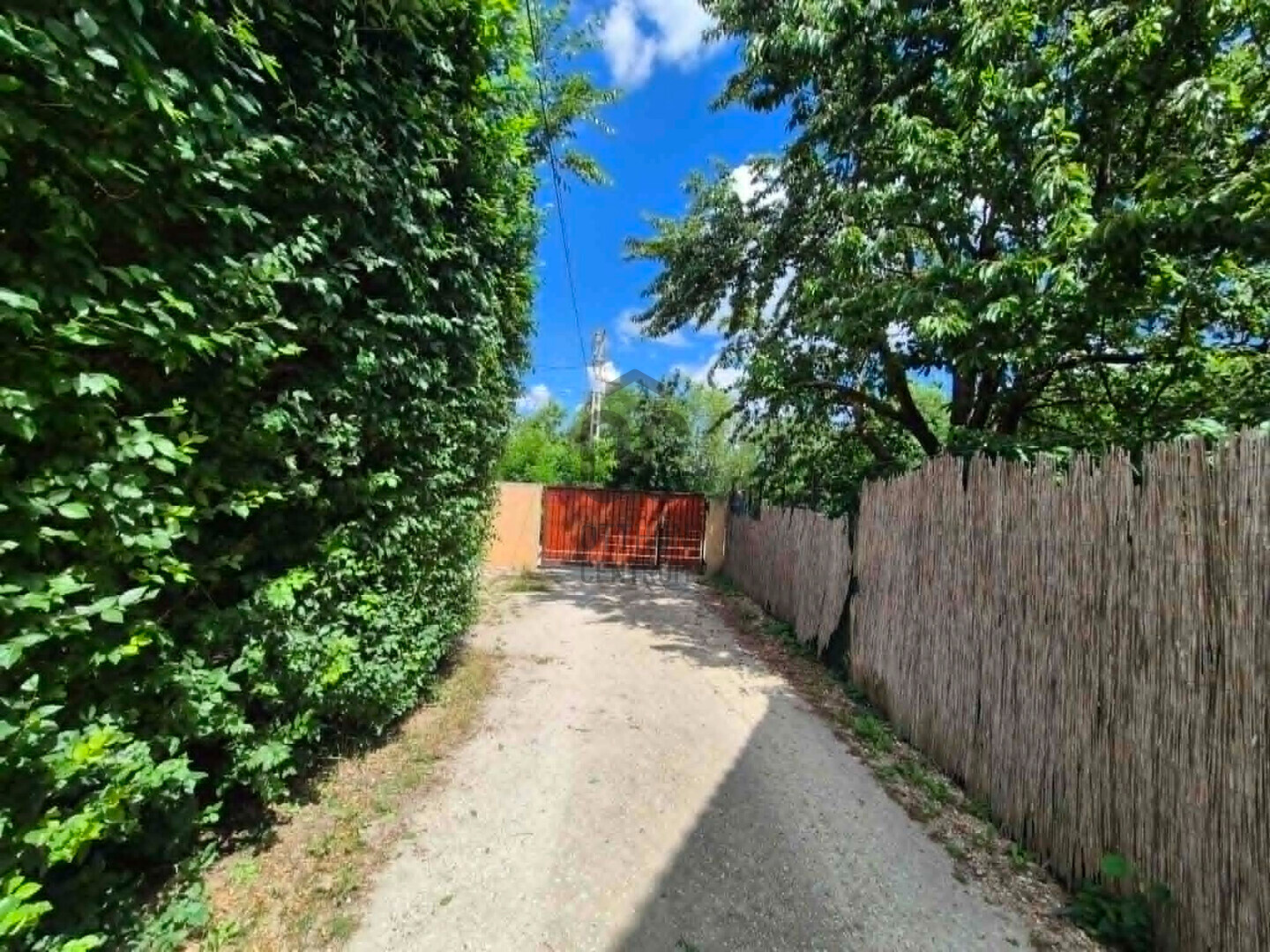 Gallery zoom image
