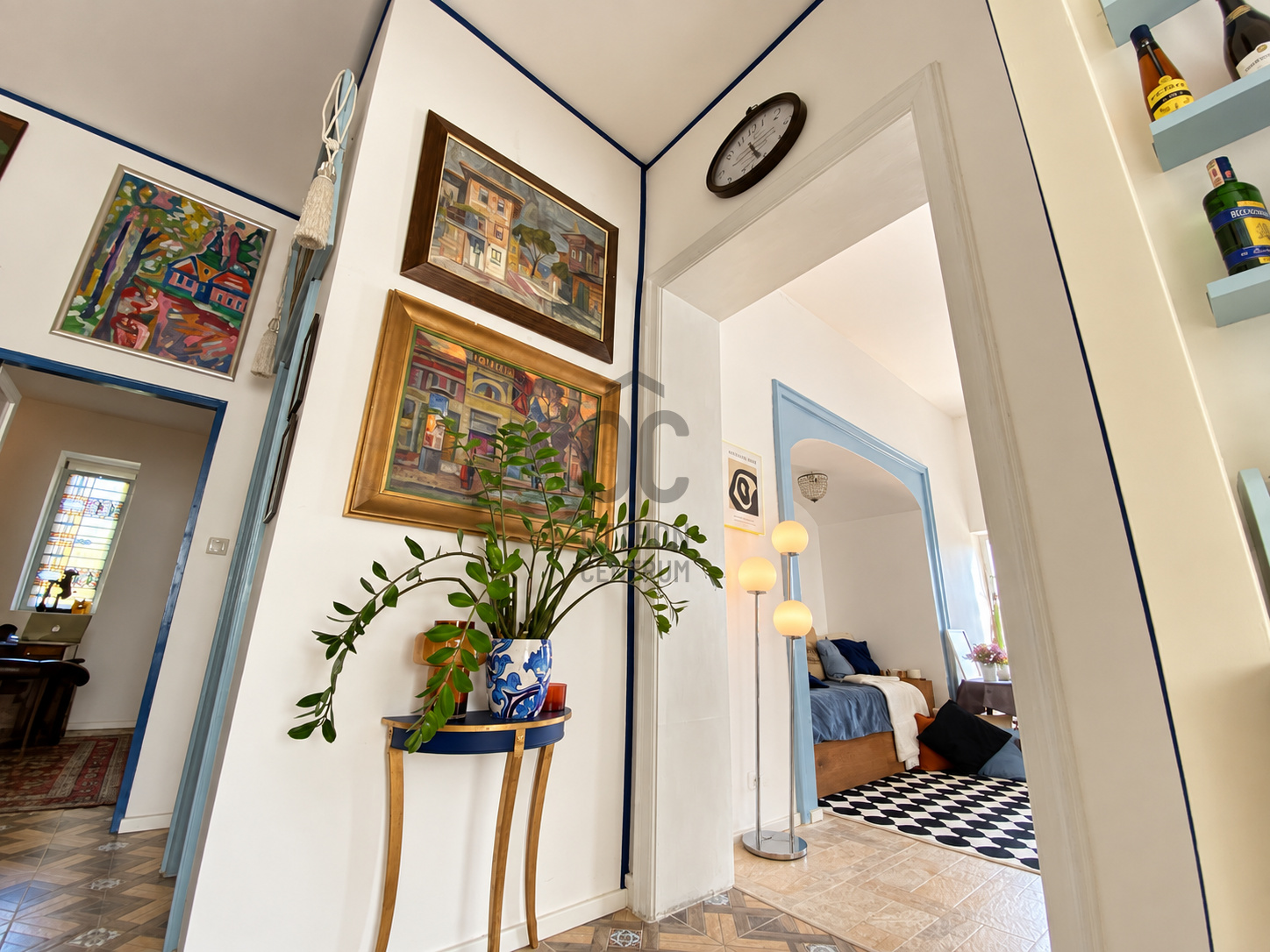 Gallery zoom image