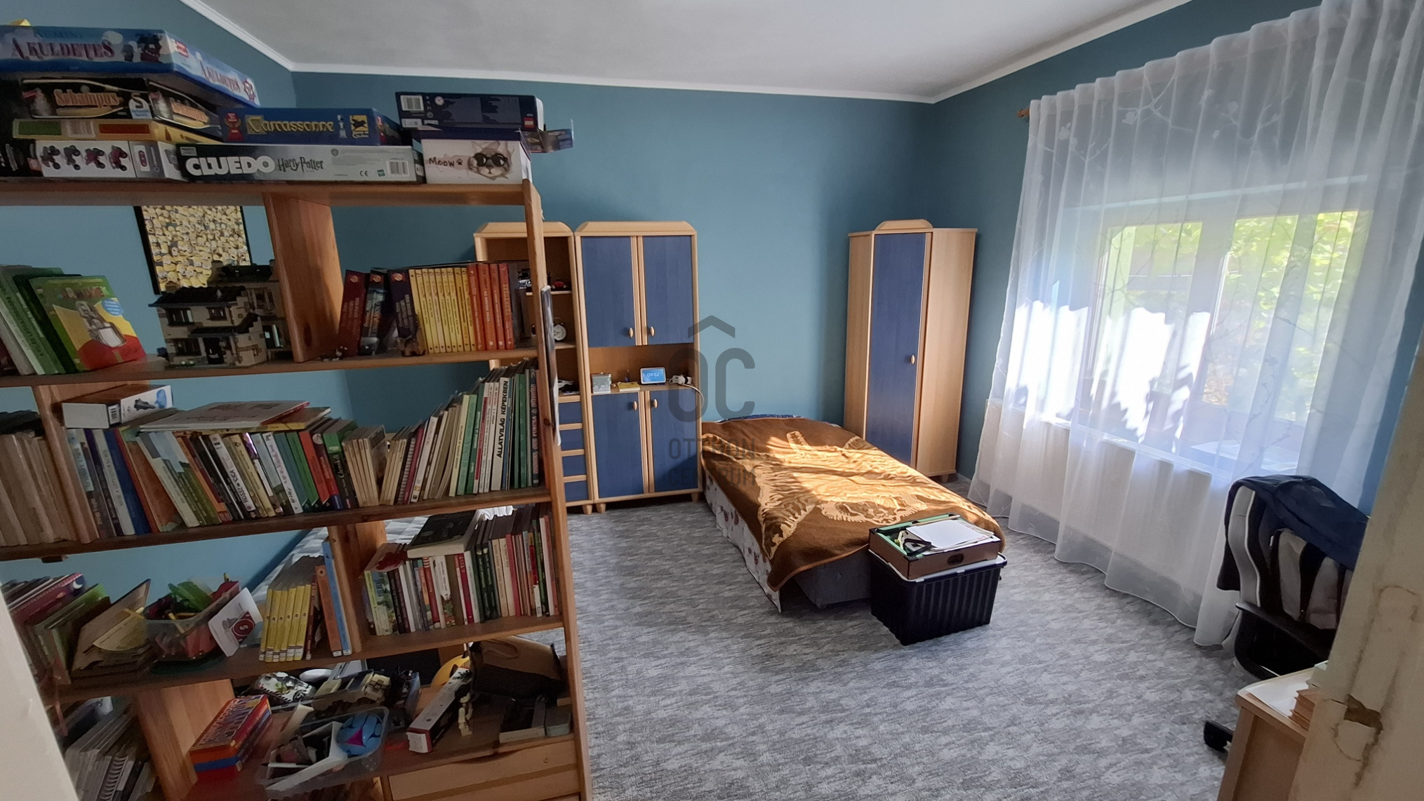 Gallery zoom image
