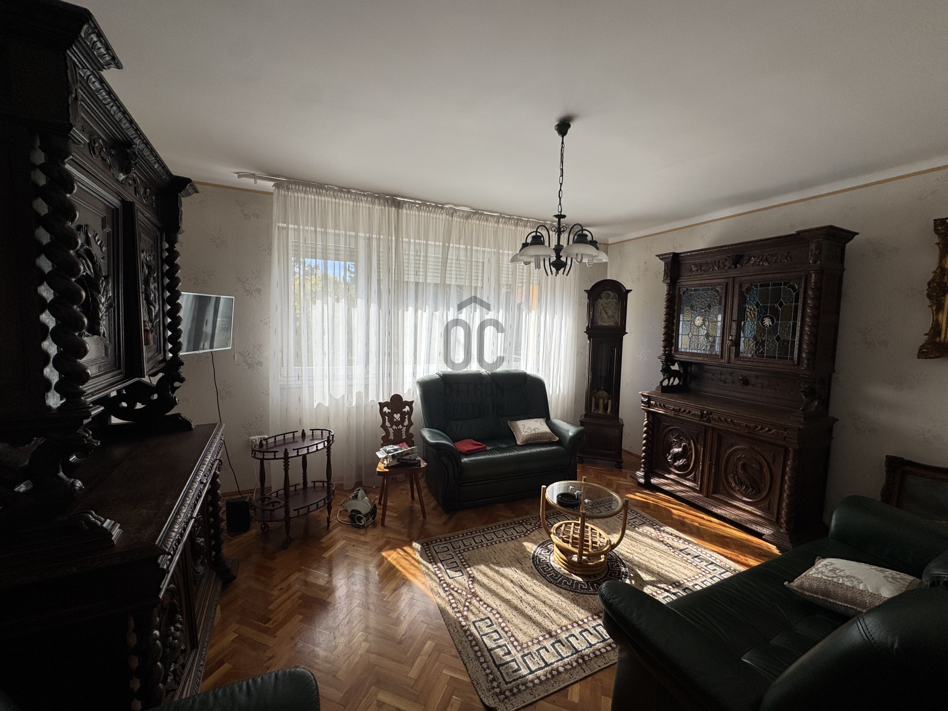 Gallery zoom image