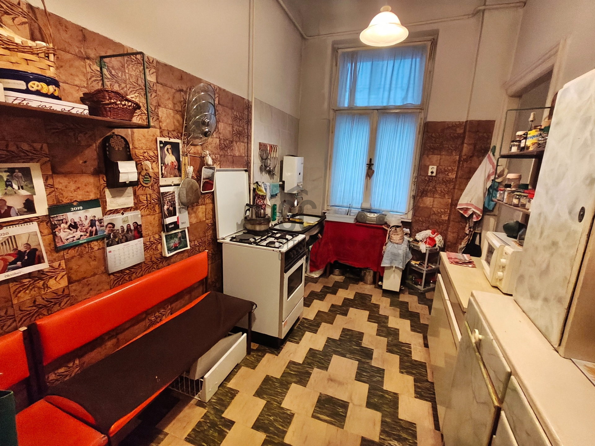 Gallery zoom image