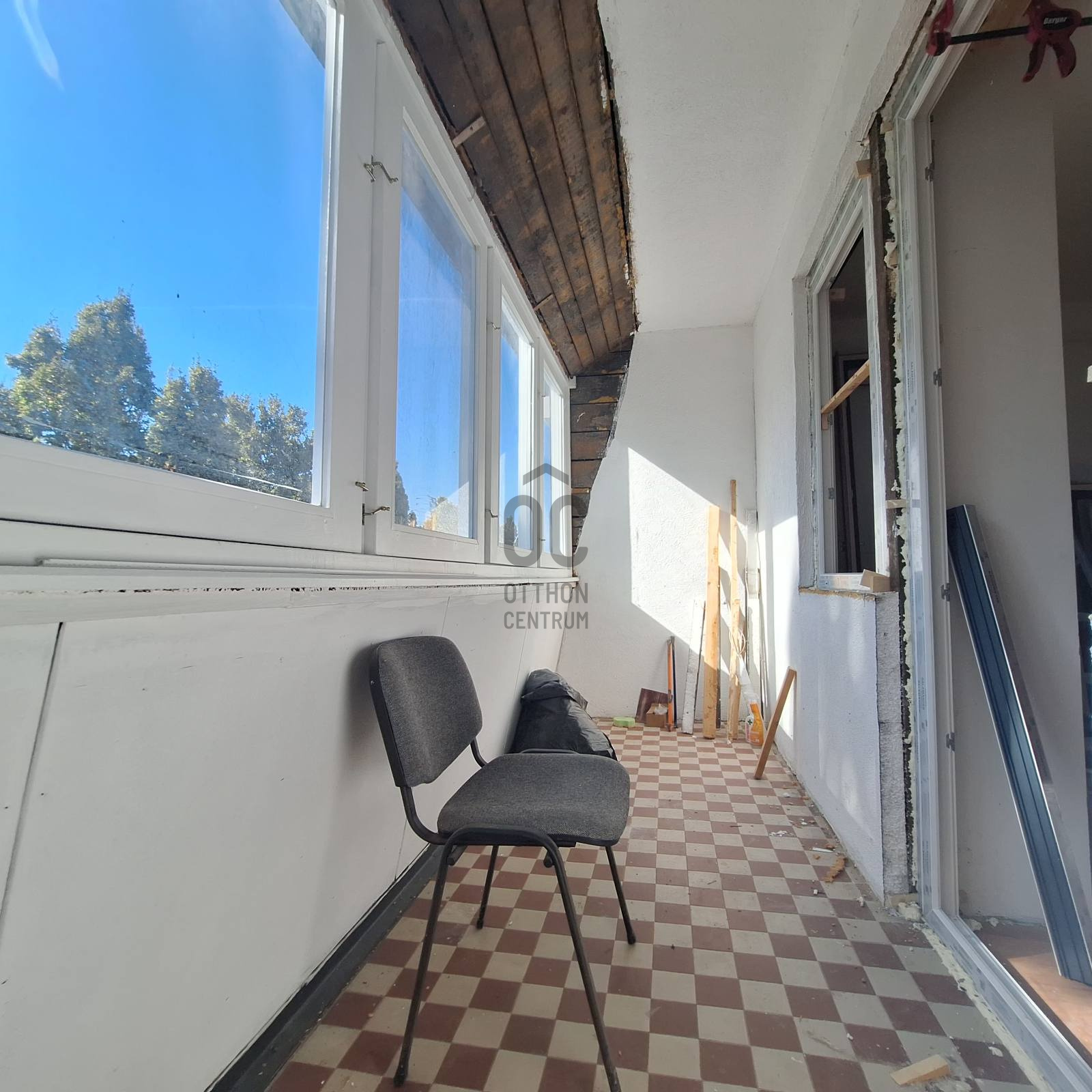 Gallery zoom image