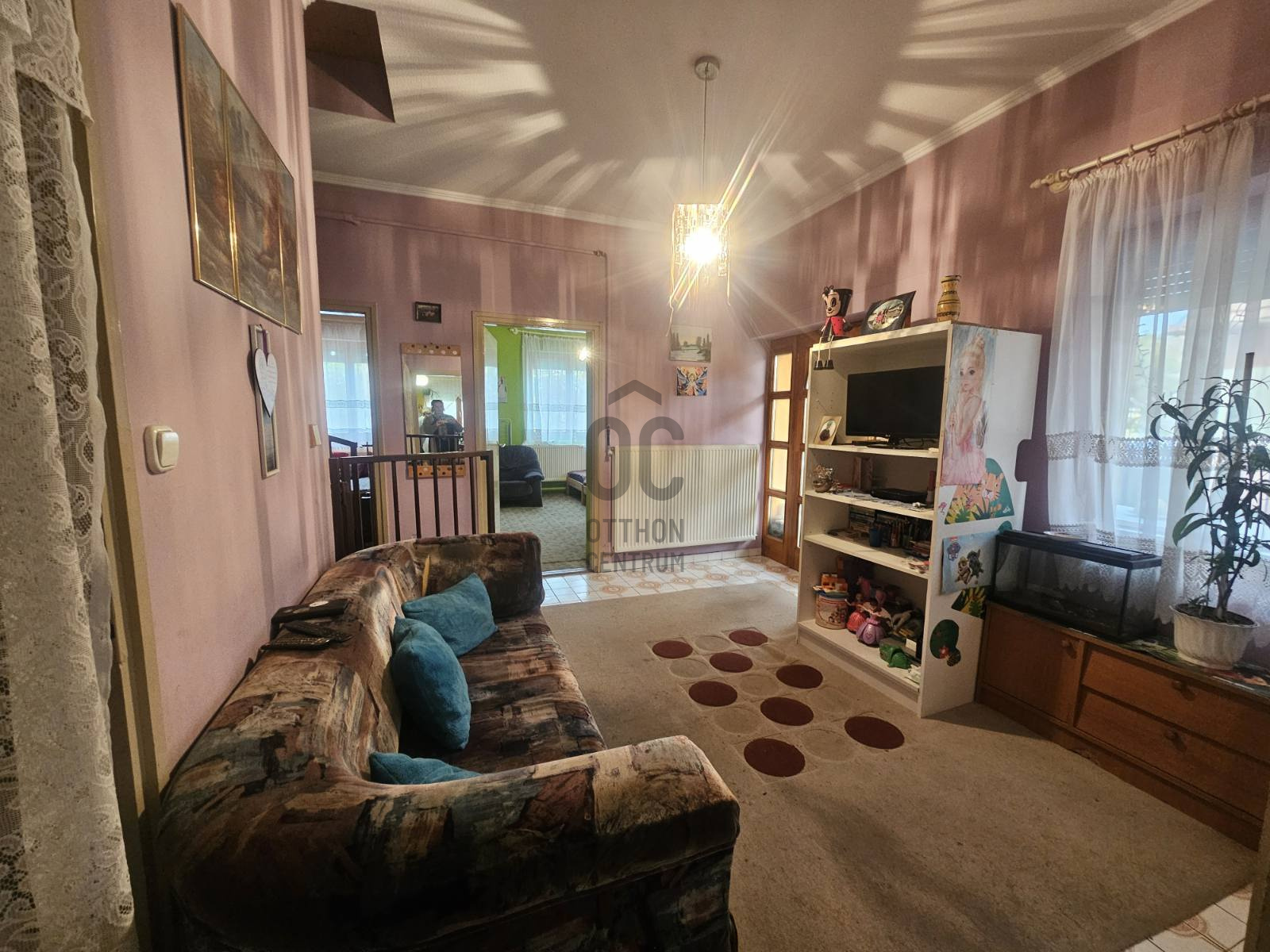 Gallery zoom image