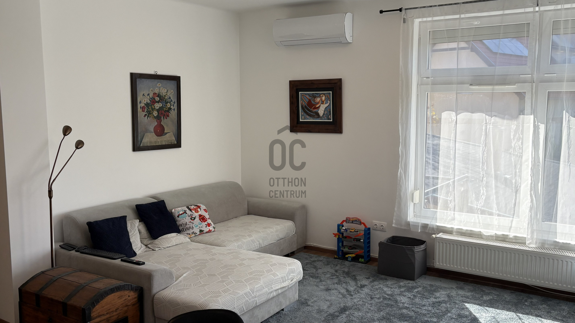 Gallery zoom image