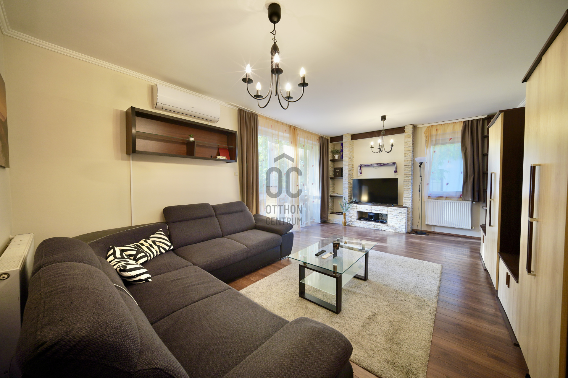 Gallery zoom image